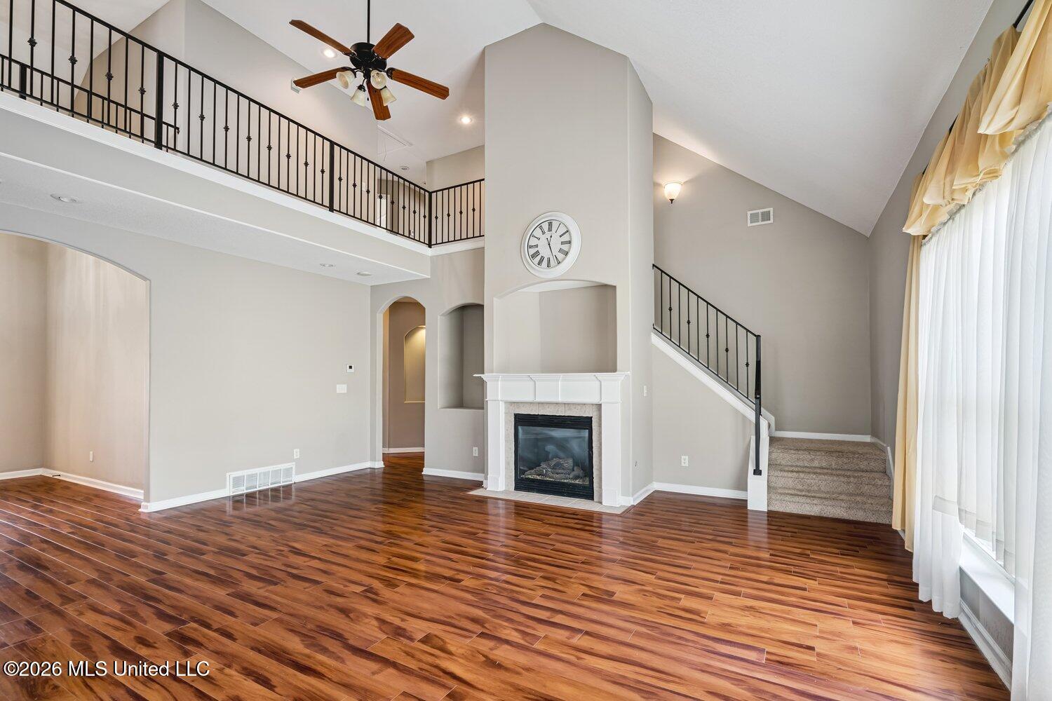 7049 Windswept Lane Property Photo 9