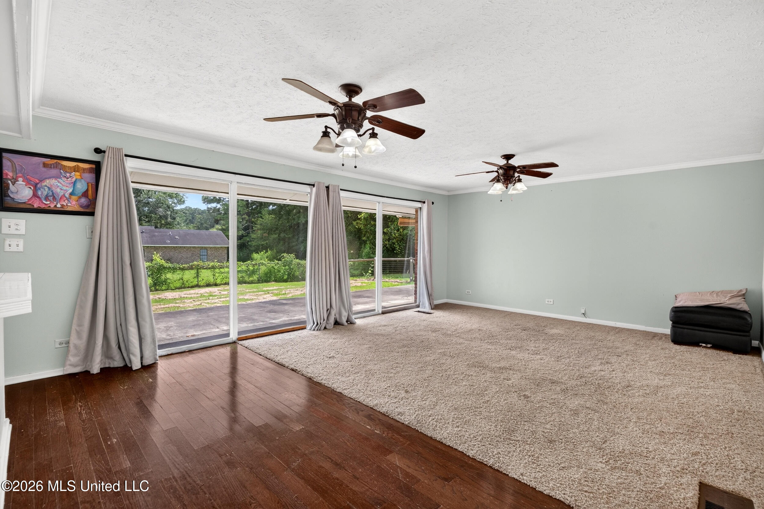 808 Pecan Lane Property Photo 9