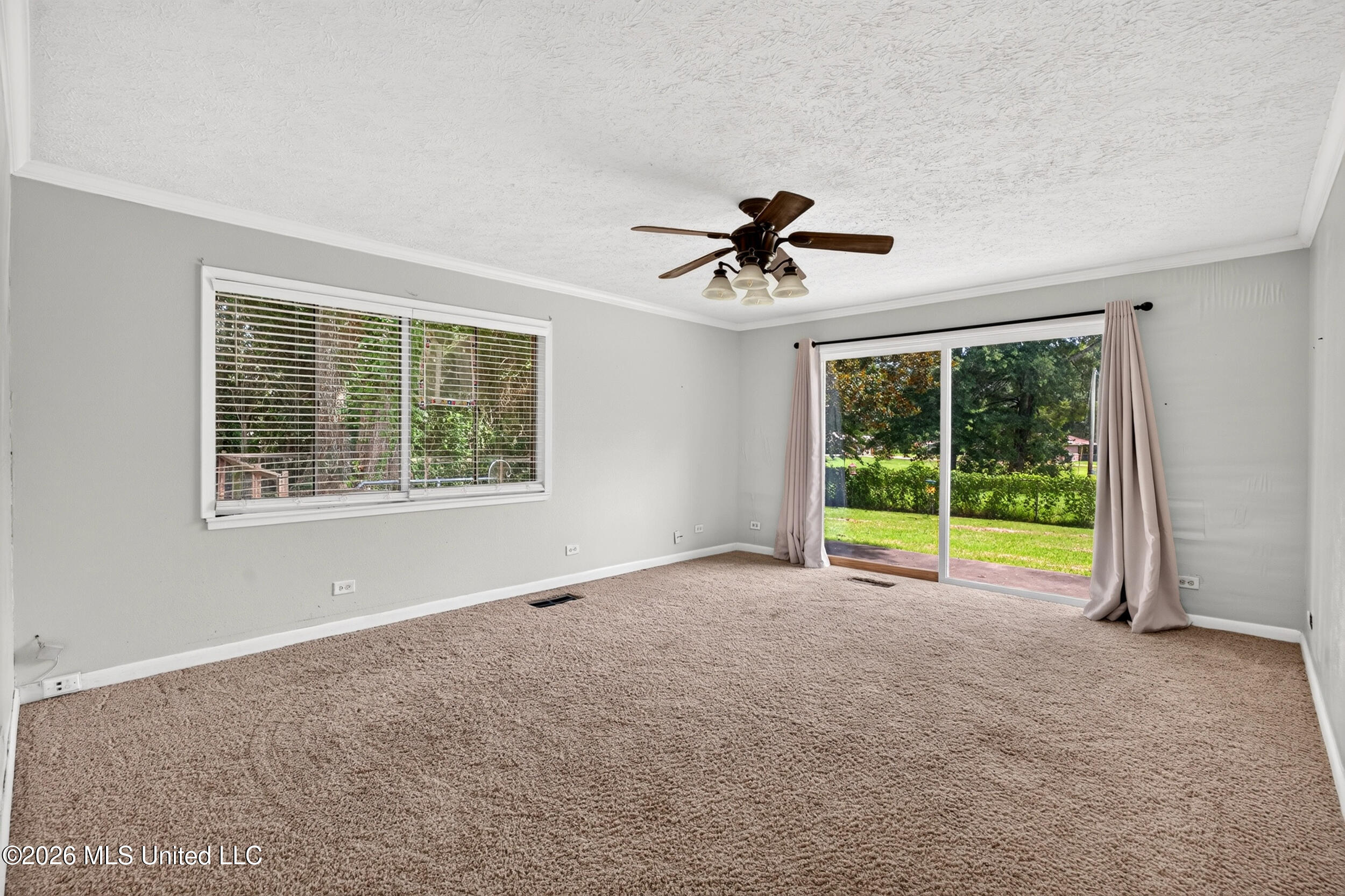 808 Pecan Lane Property Photo 23