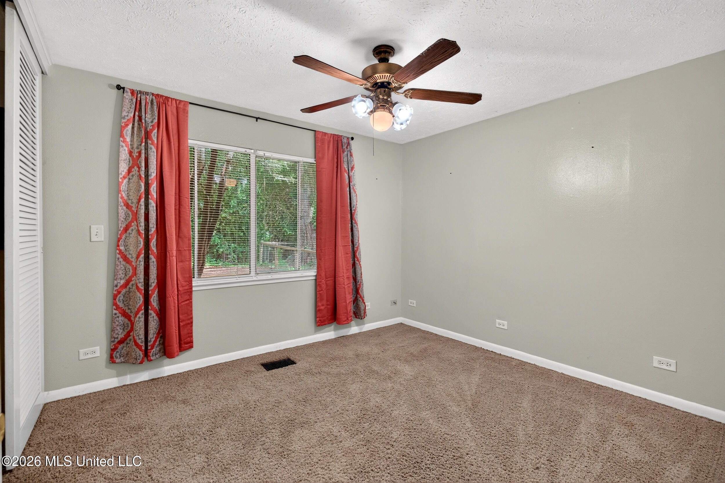 808 Pecan Lane Property Photo 27