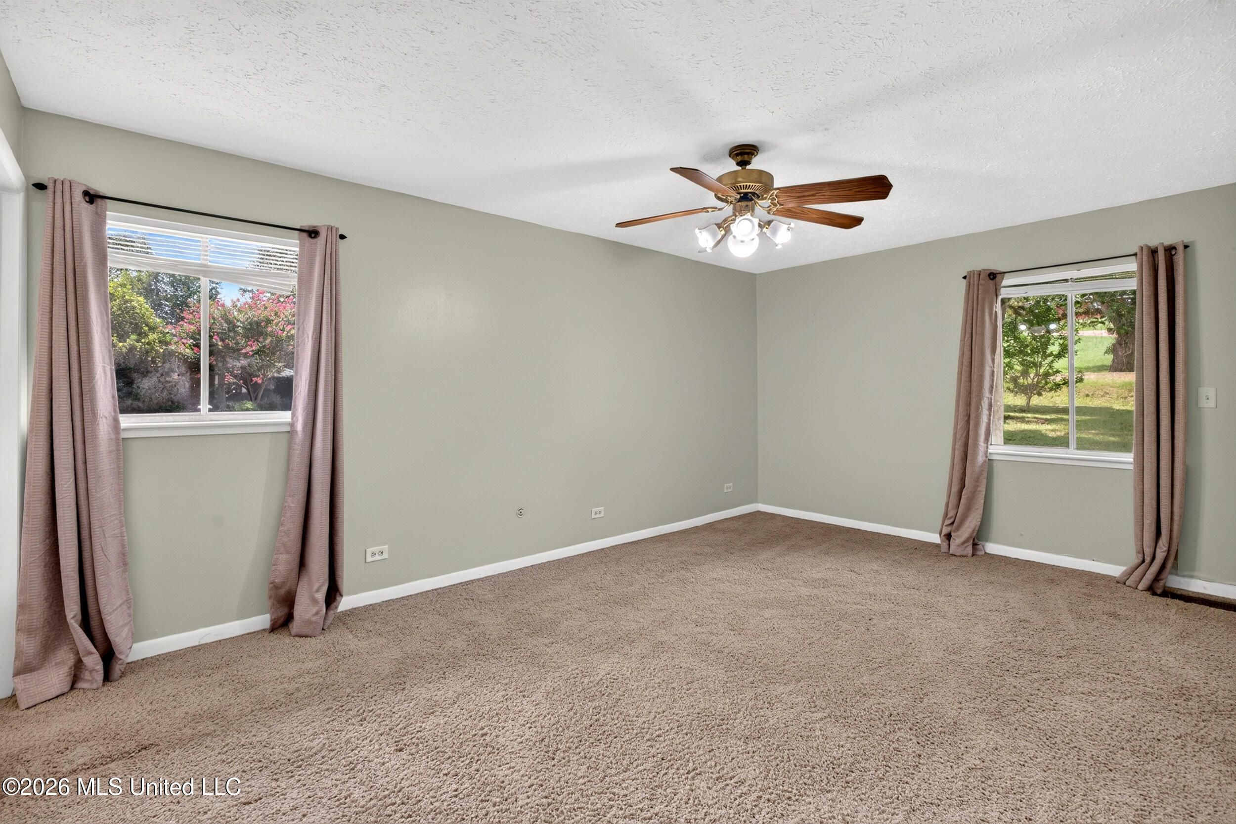 808 Pecan Lane Property Photo 32