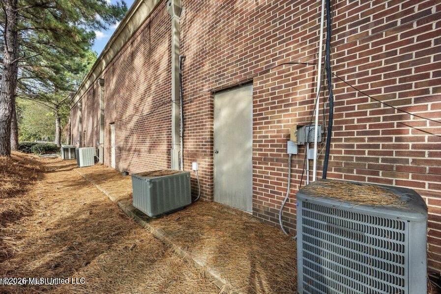 717 Rice Road Property Photo 5
