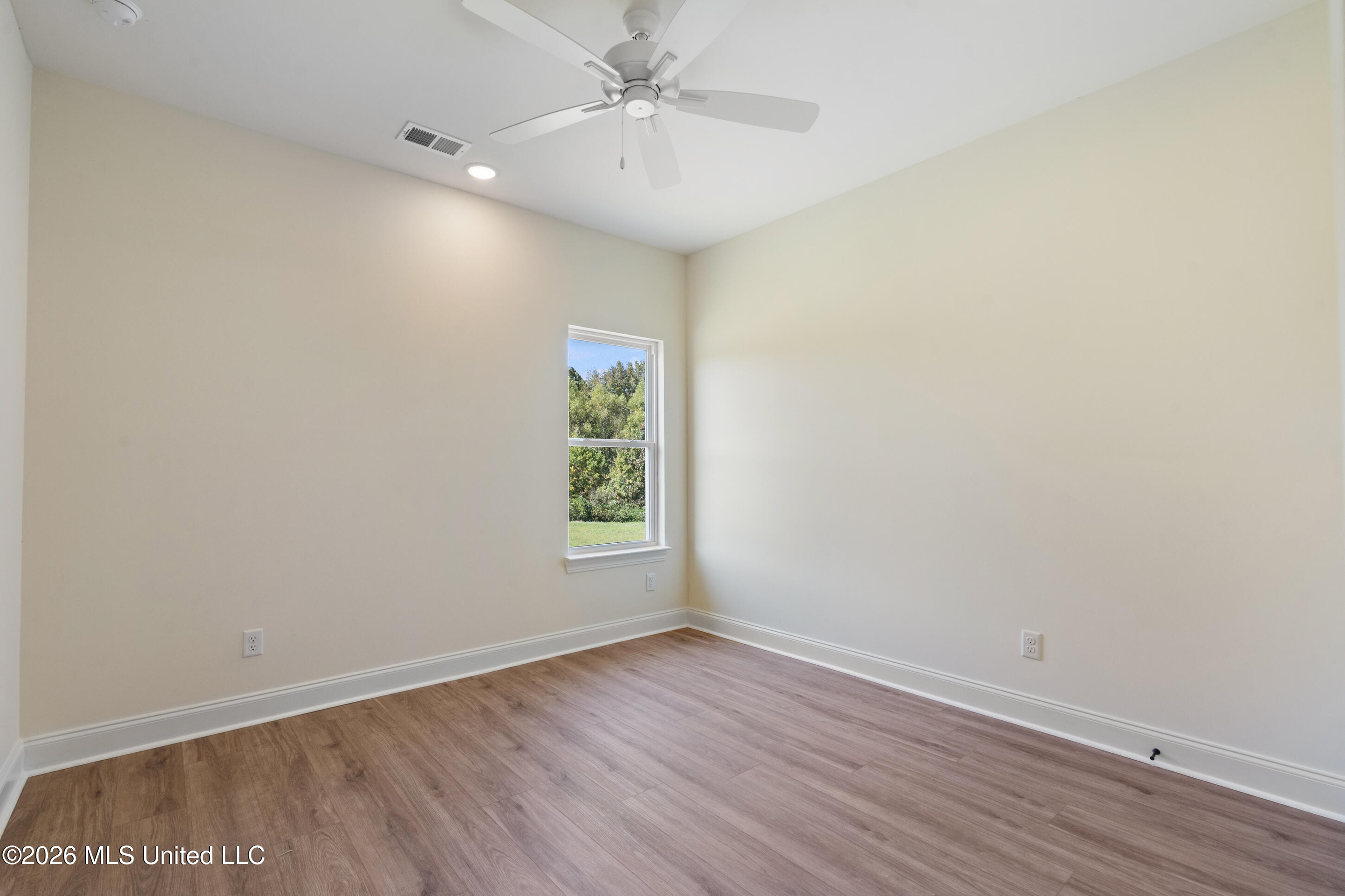 2373 S Highway 301 Property Photo 17