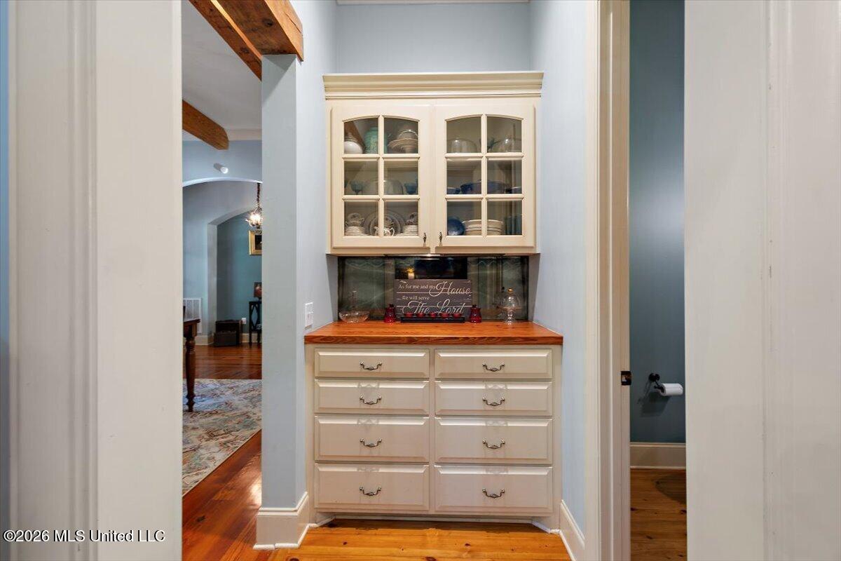 341 Johnstone Drive Property Photo 9