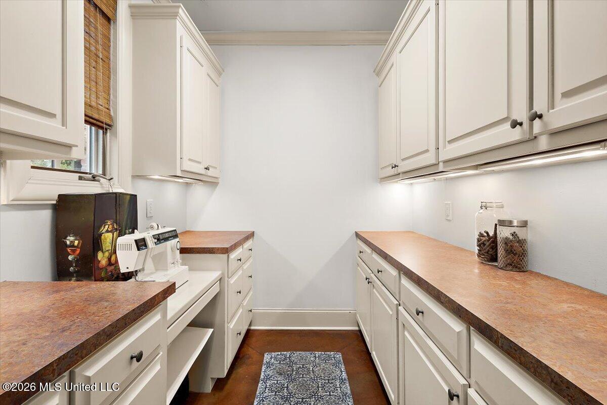 341 Johnstone Drive Property Photo 40