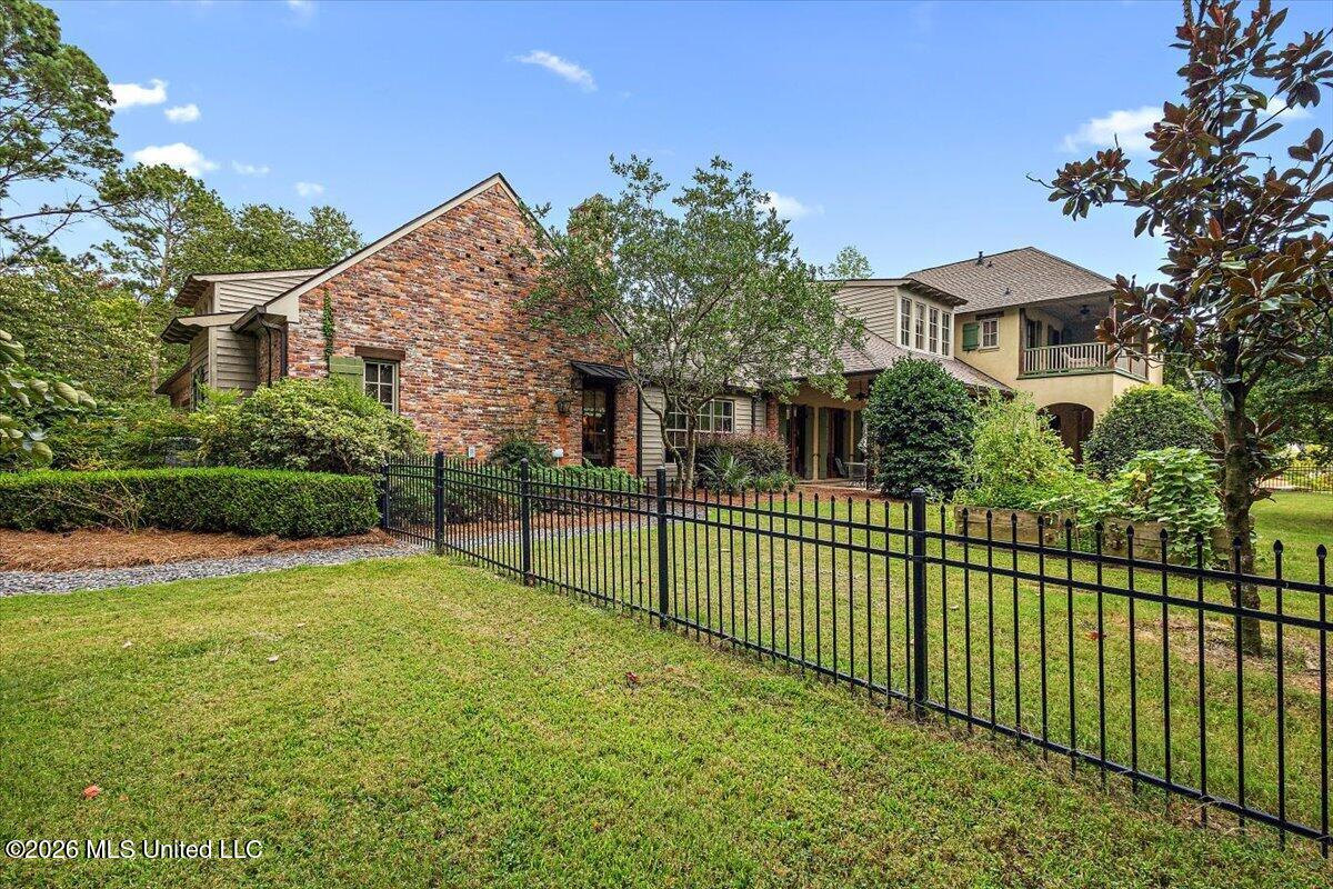 341 Johnstone Drive Property Photo 45