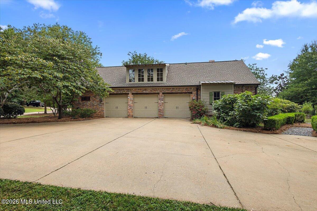 341 Johnstone Drive Property Photo 46