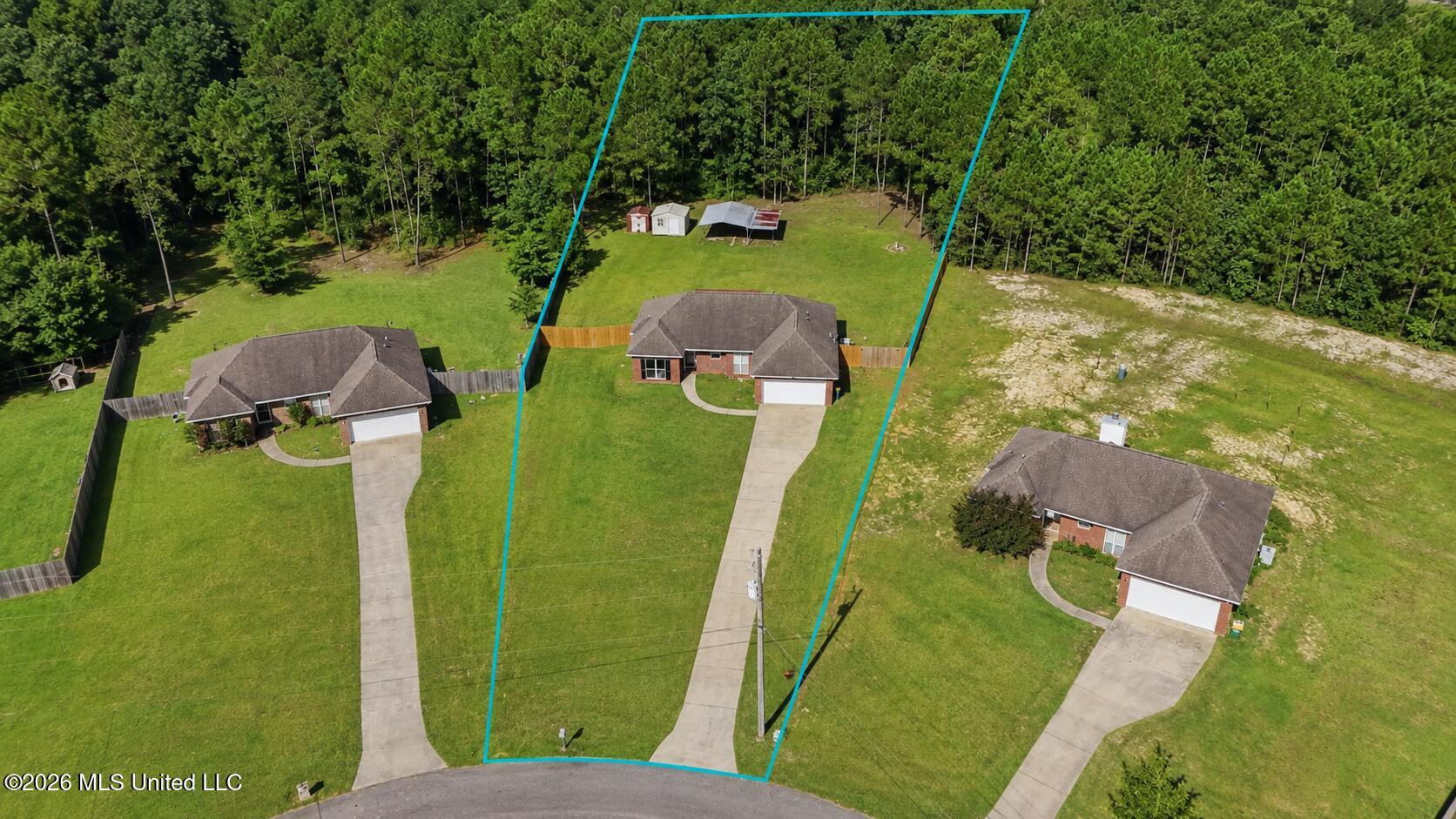 21549 W Edgewood Drive Property Photo 4