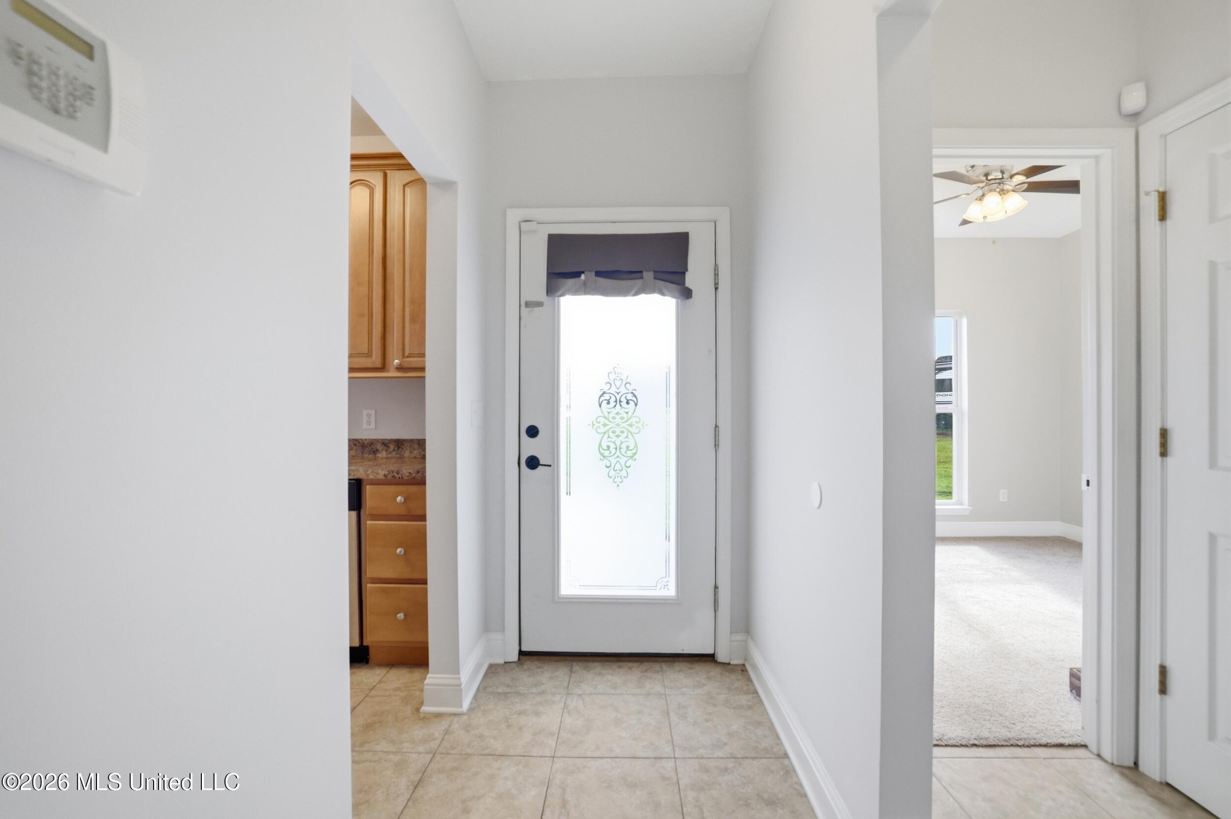21549 W Edgewood Drive Property Photo 7