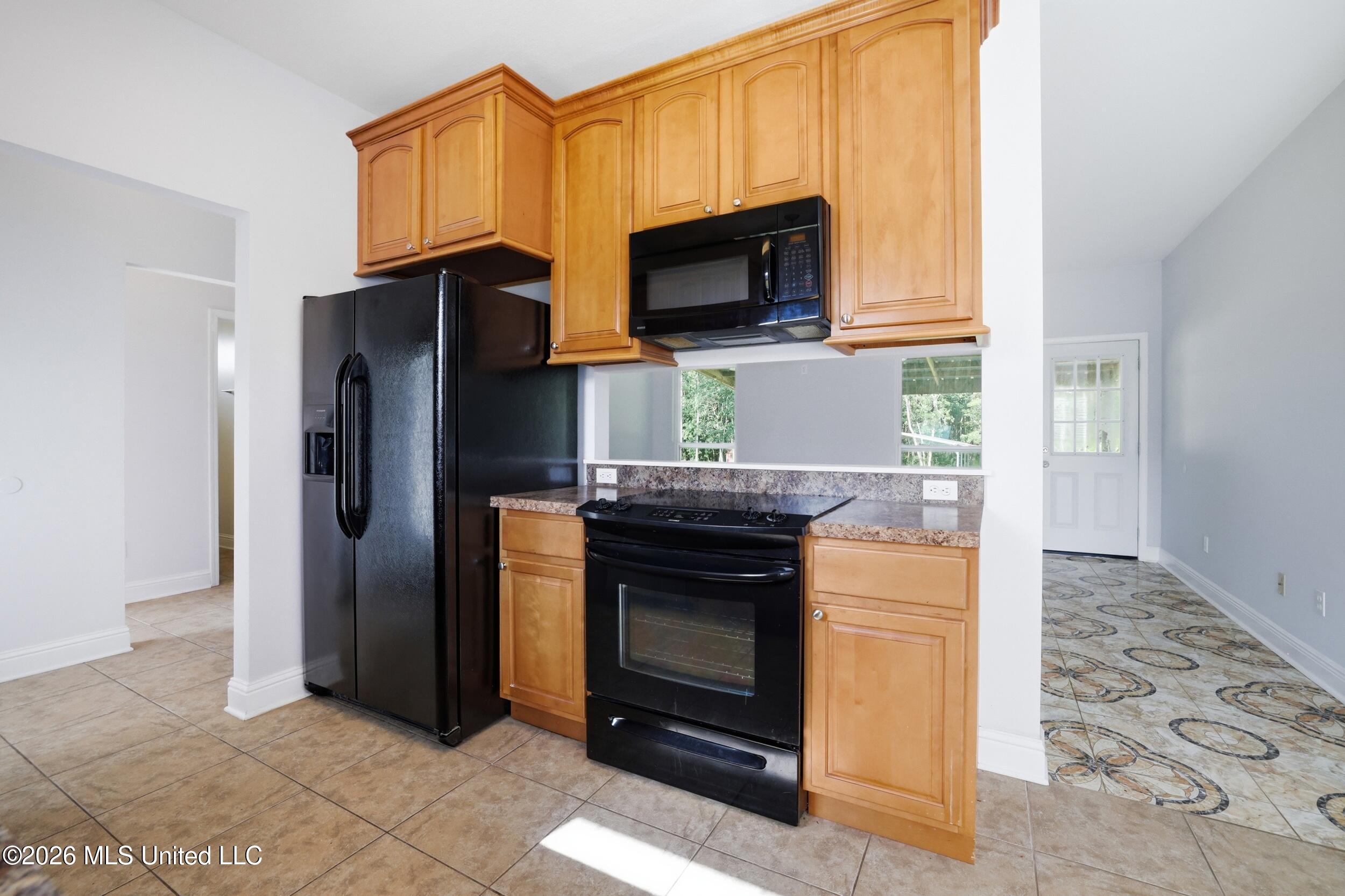 21549 W Edgewood Drive Property Photo 13