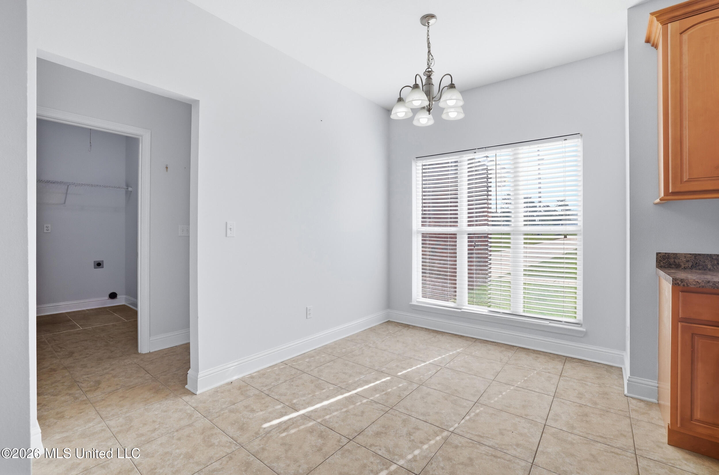 21549 W Edgewood Drive Property Photo 17