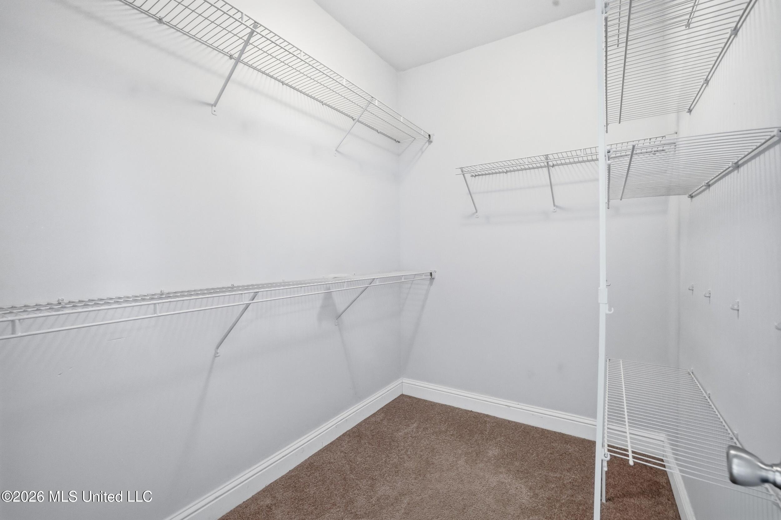 21549 W Edgewood Drive Property Photo 30