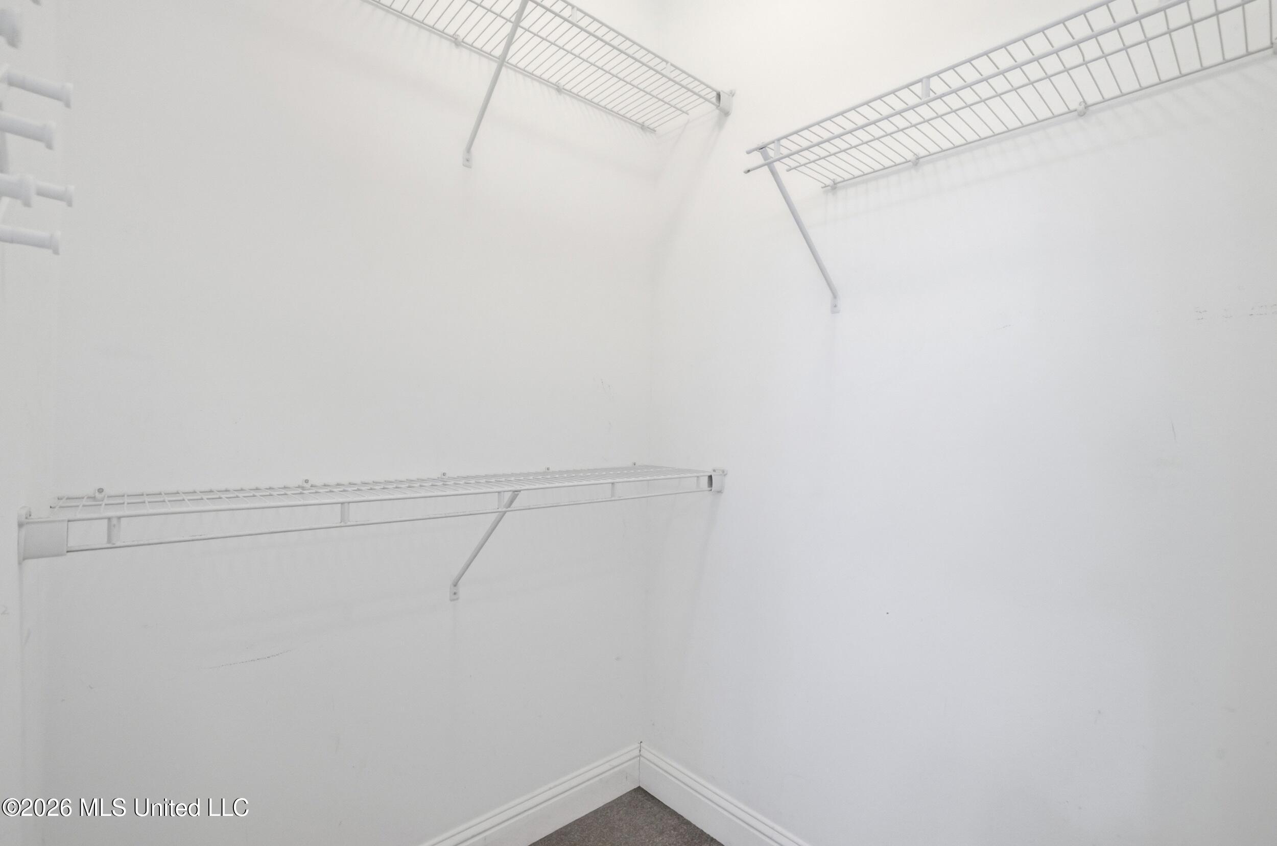 21549 W Edgewood Drive Property Photo 31