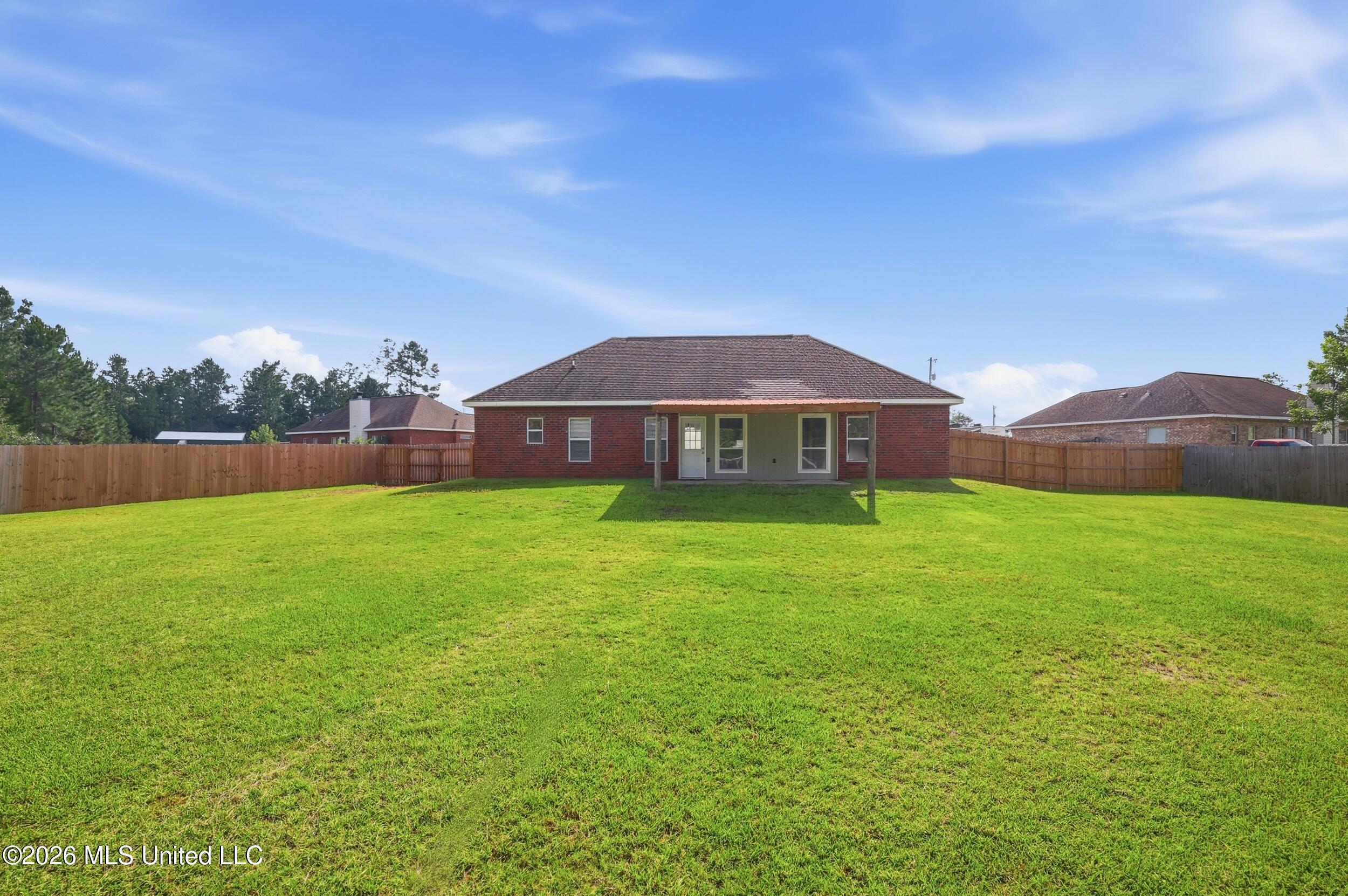 21549 W Edgewood Drive Property Photo 41