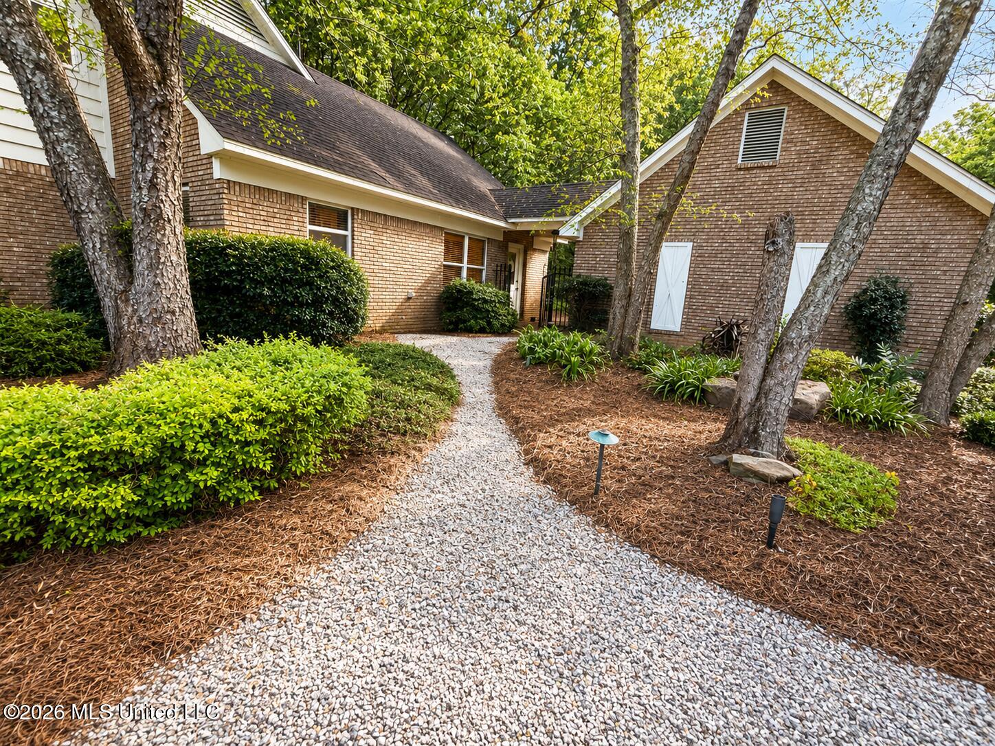 9739 Springridge Road Property Photo 3