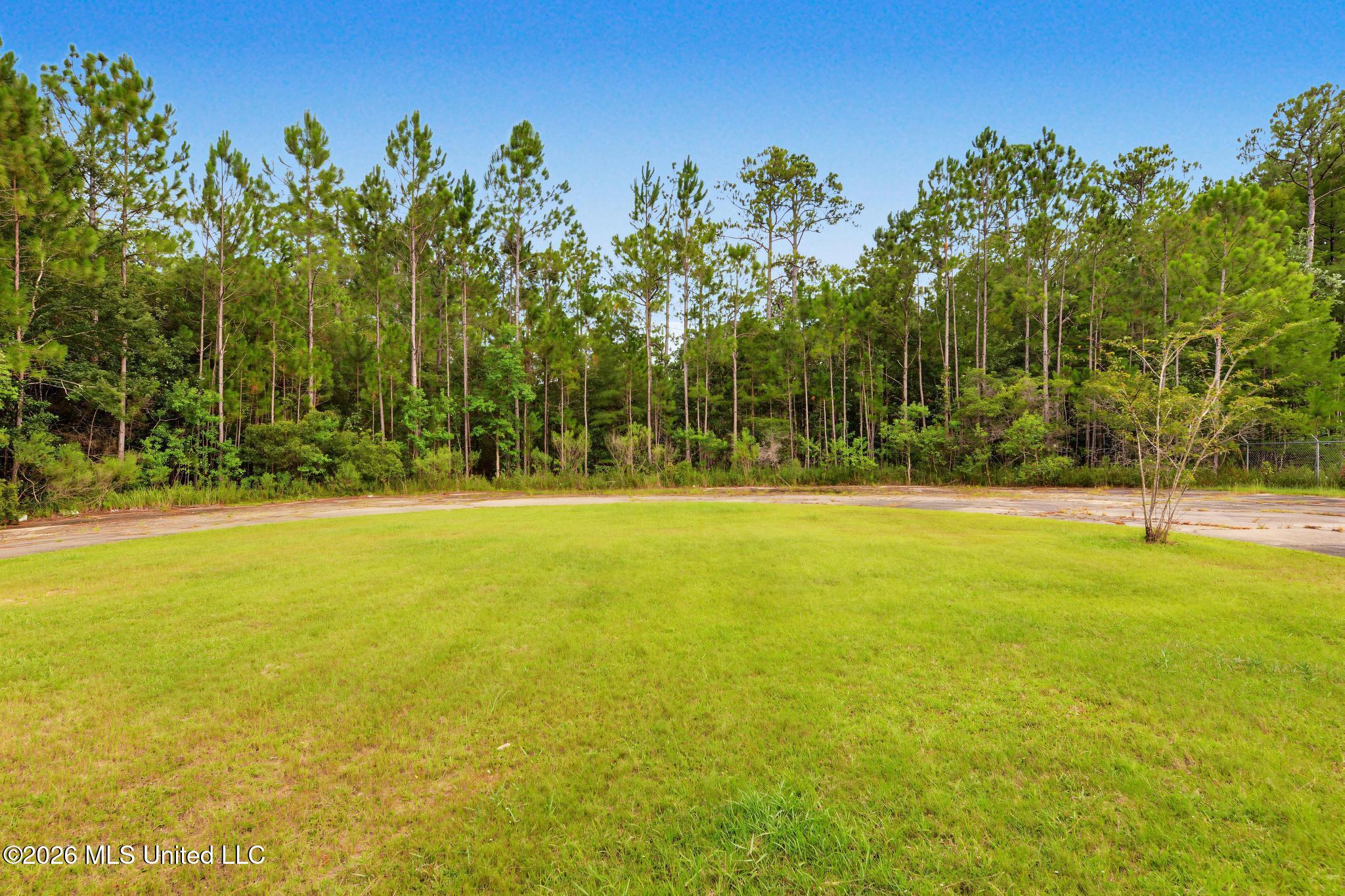 12451 Dedeaux Road Property Photo 24