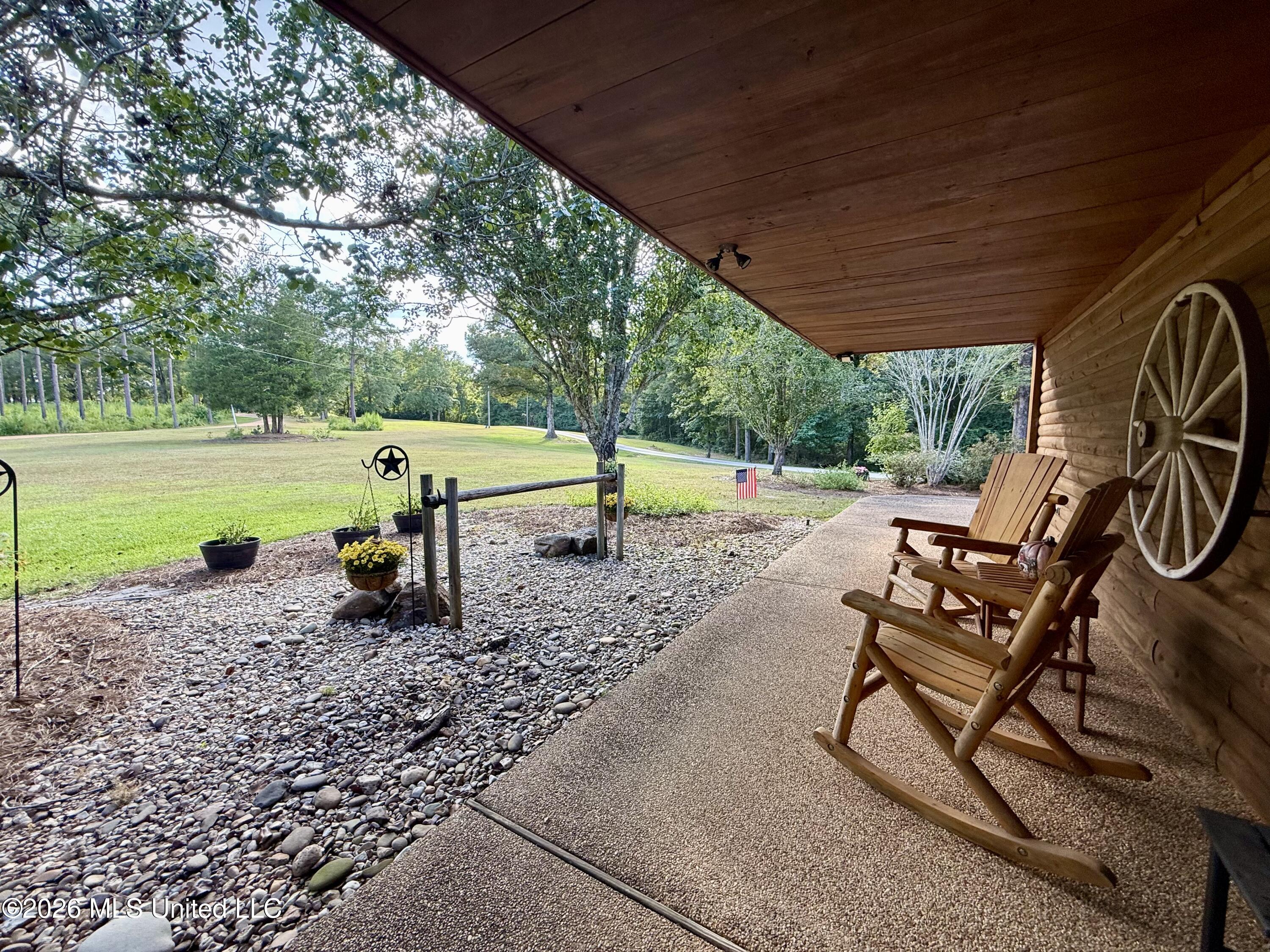 64 Greer Road Property Photo 3