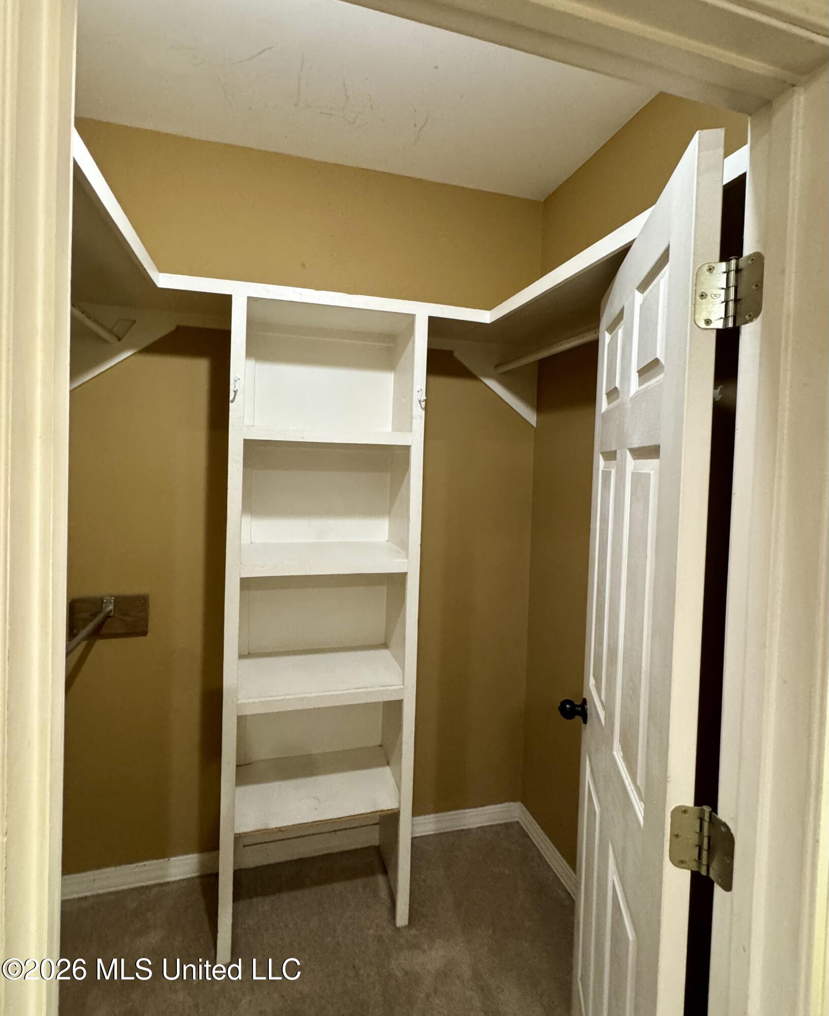 174 White Oak Drive Property Photo 12