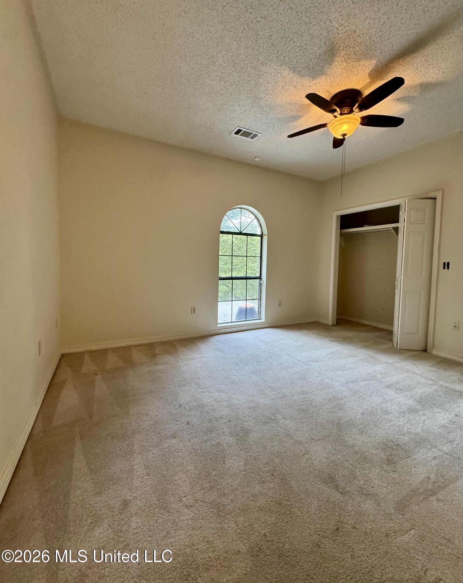 174 White Oak Drive Property Photo 13