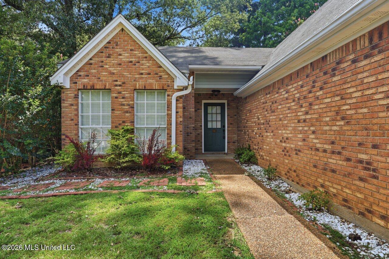 107 Huntington Hill Drive Property Photo 3