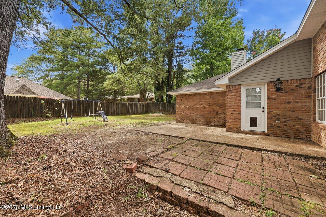 107 Huntington Hill Drive Property Photo 22