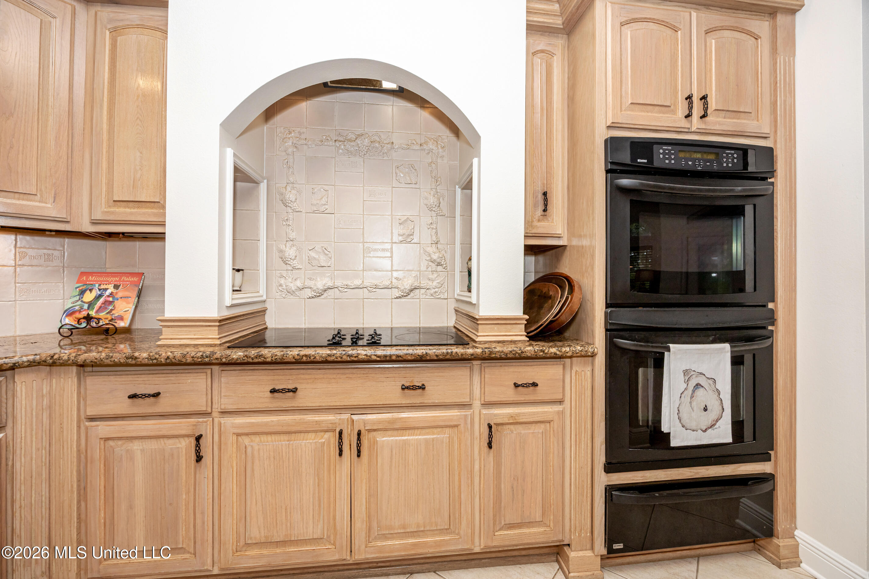 2408 Olde Oak Pointe Property Photo 56