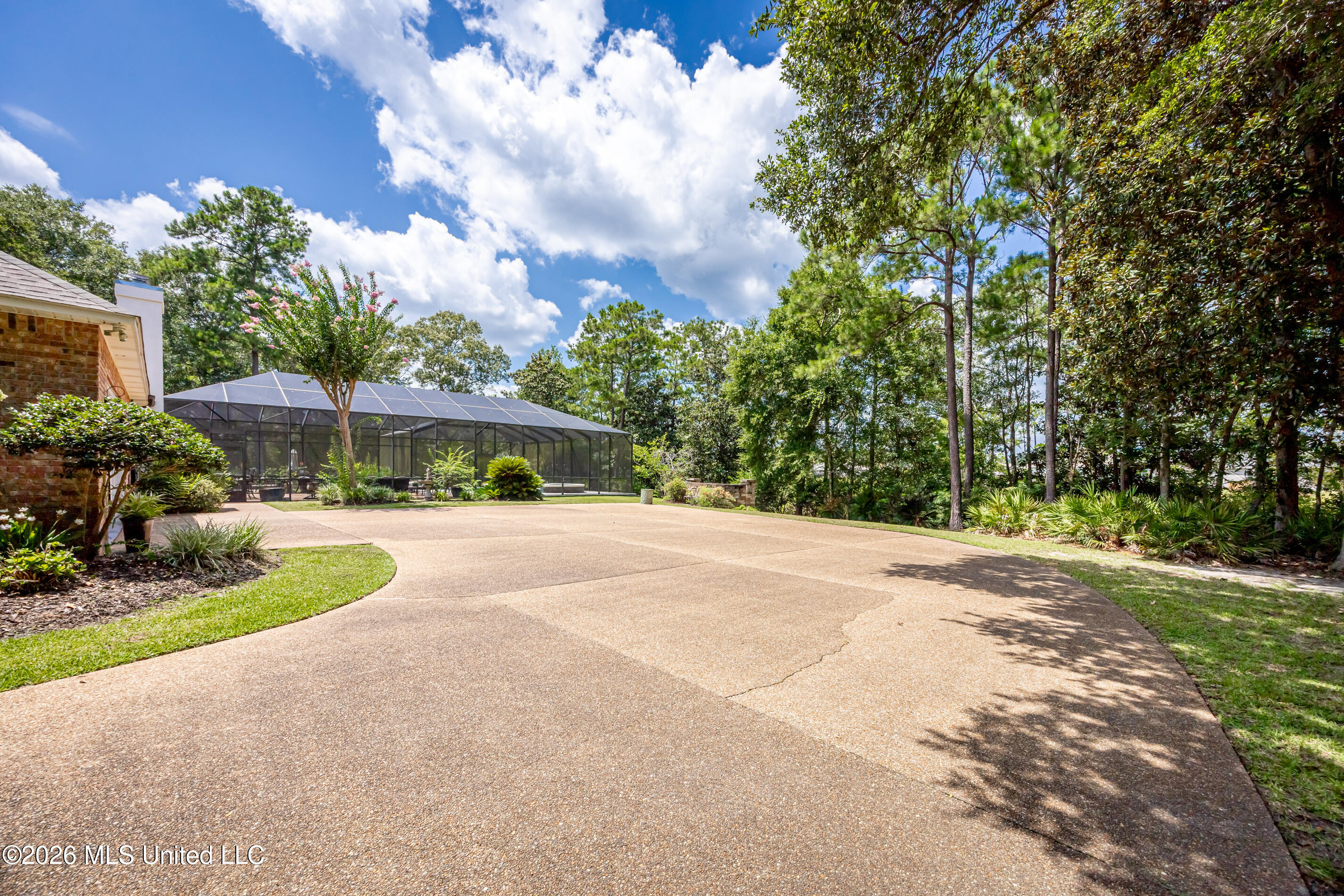 2408 Olde Oak Pointe Property Photo 73