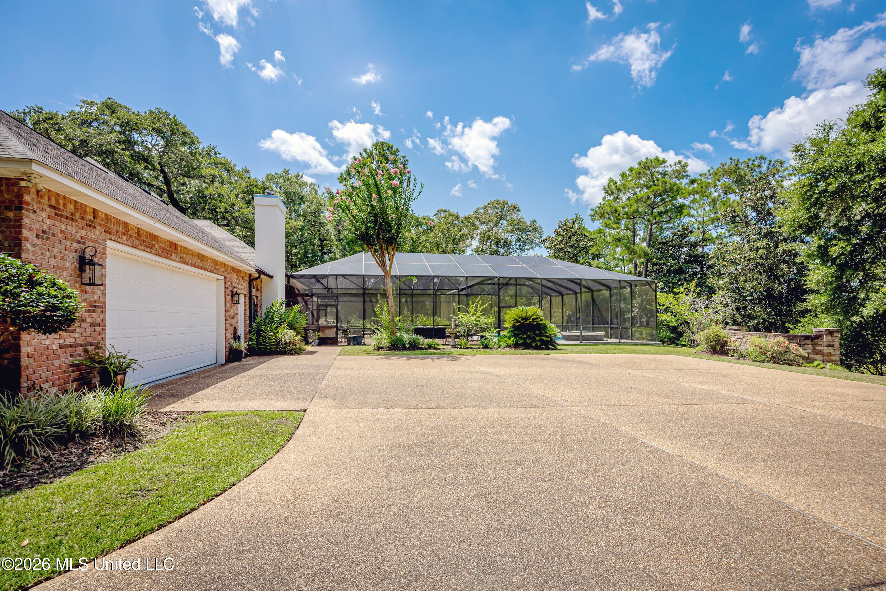2408 Olde Oak Pointe Property Photo 96