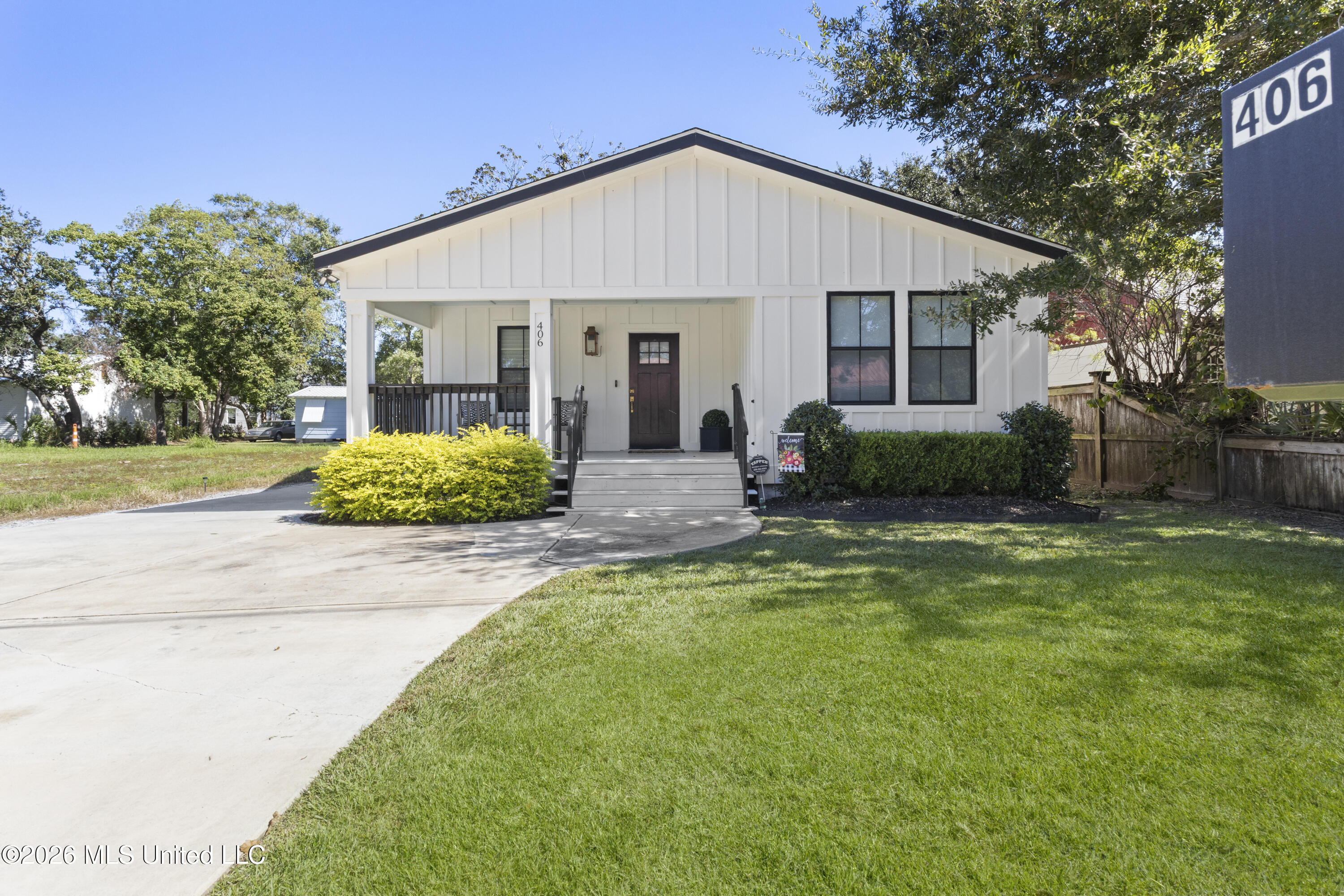 406 Russell Avenue Property Photo 46