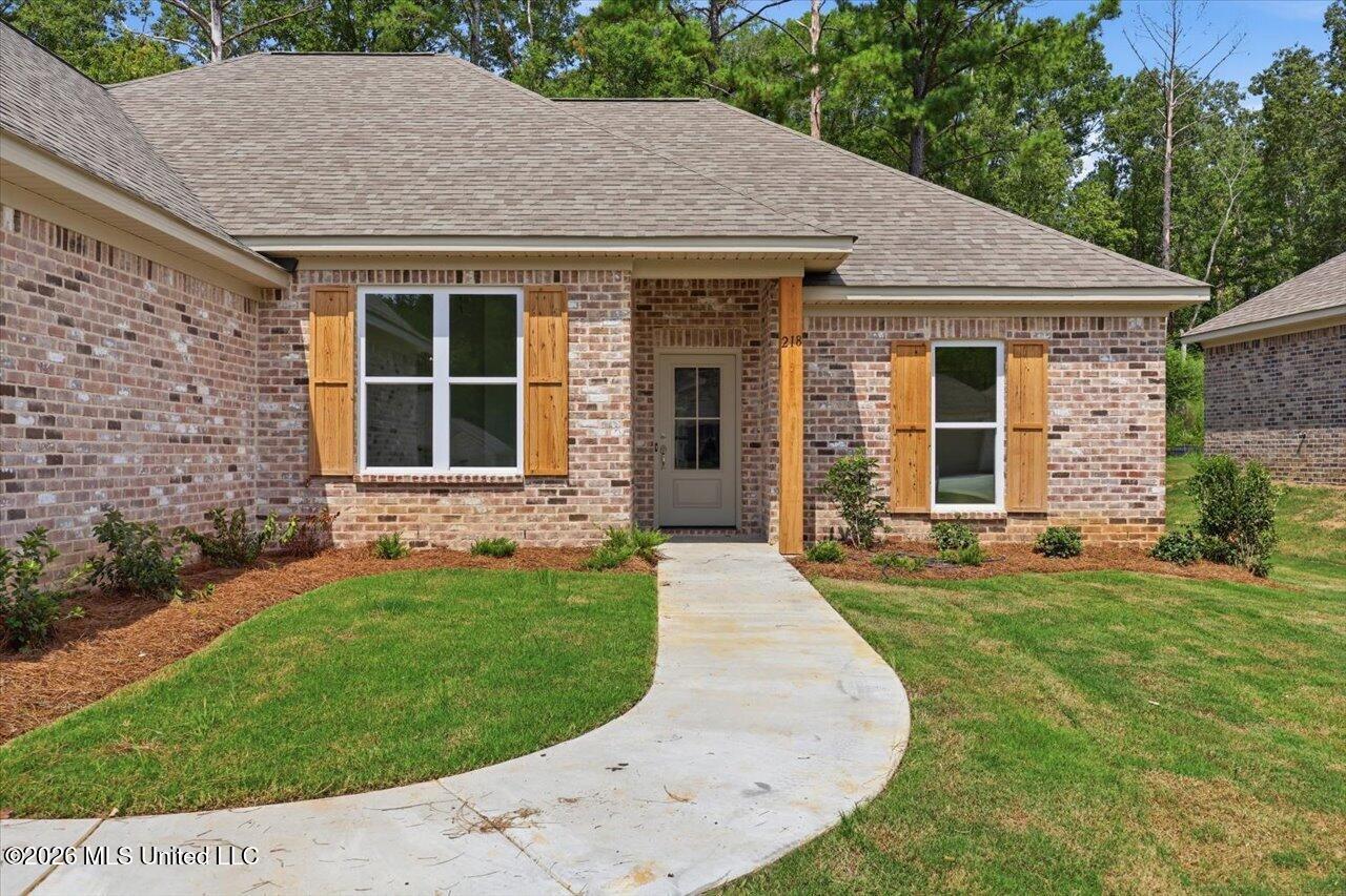 218 Anderson Oaks Drive Property Photo 3