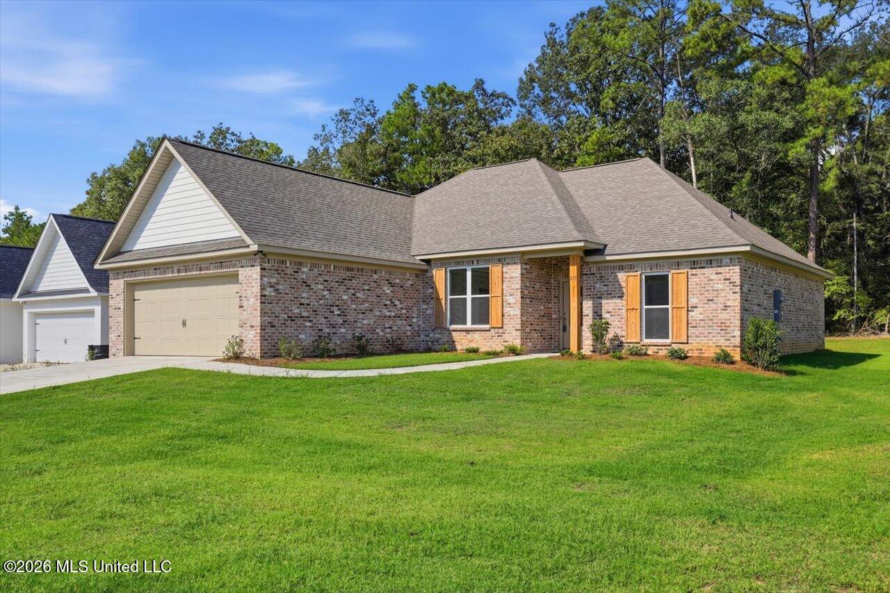 218 Anderson Oaks Drive Property Photo 3