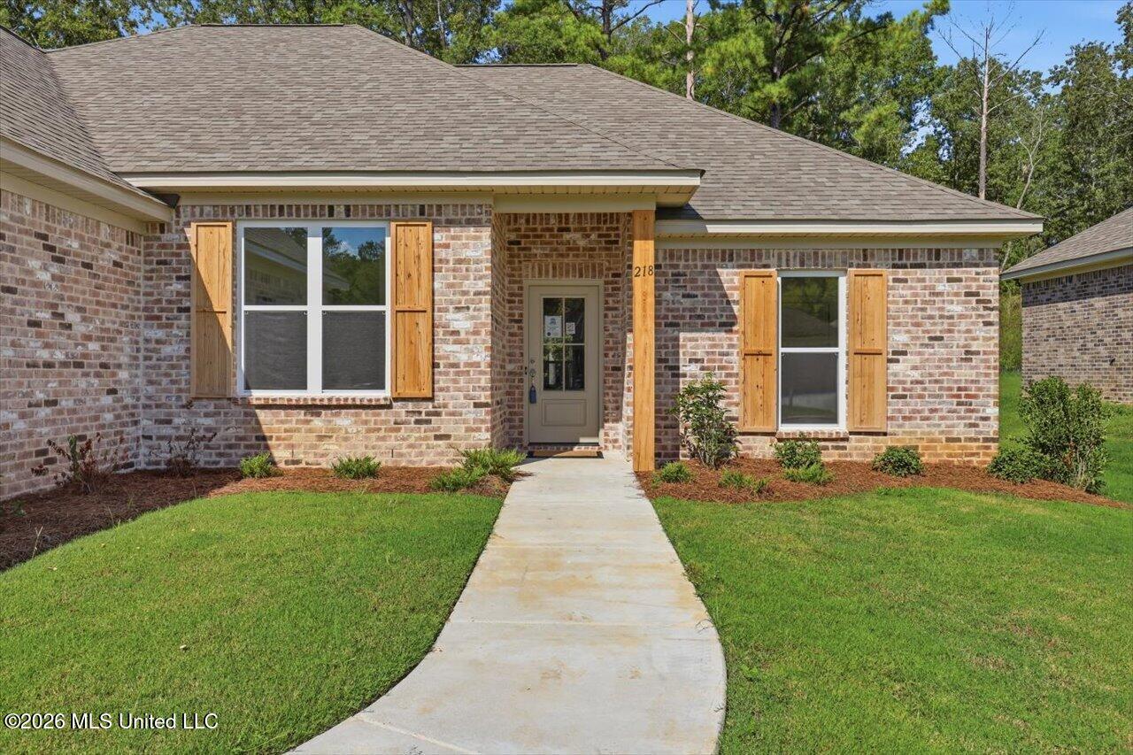 218 Anderson Oaks Drive Property Photo 4