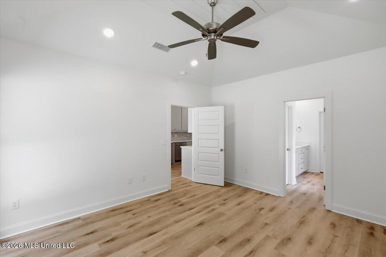 218 Anderson Oaks Drive Property Photo 20