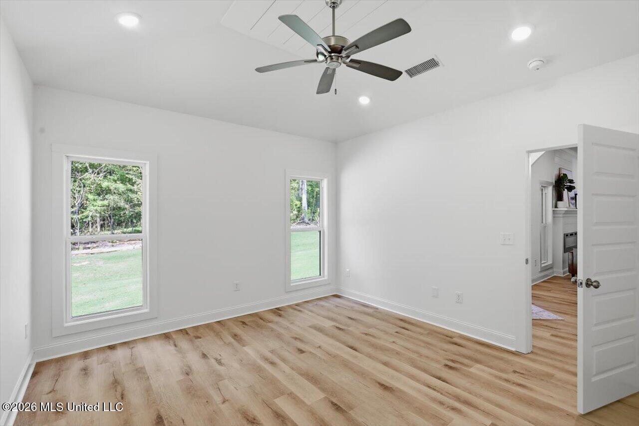 218 Anderson Oaks Drive Property Photo 28