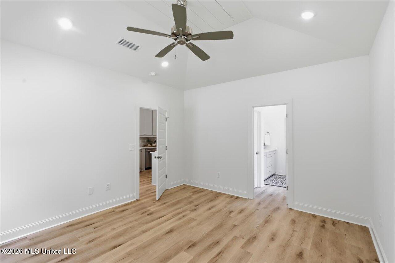 218 Anderson Oaks Drive Property Photo 29