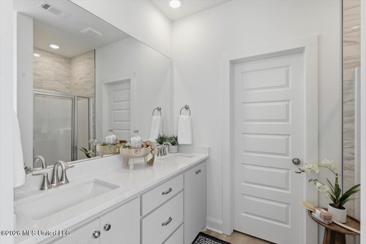 218 Anderson Oaks Drive Property Photo 30