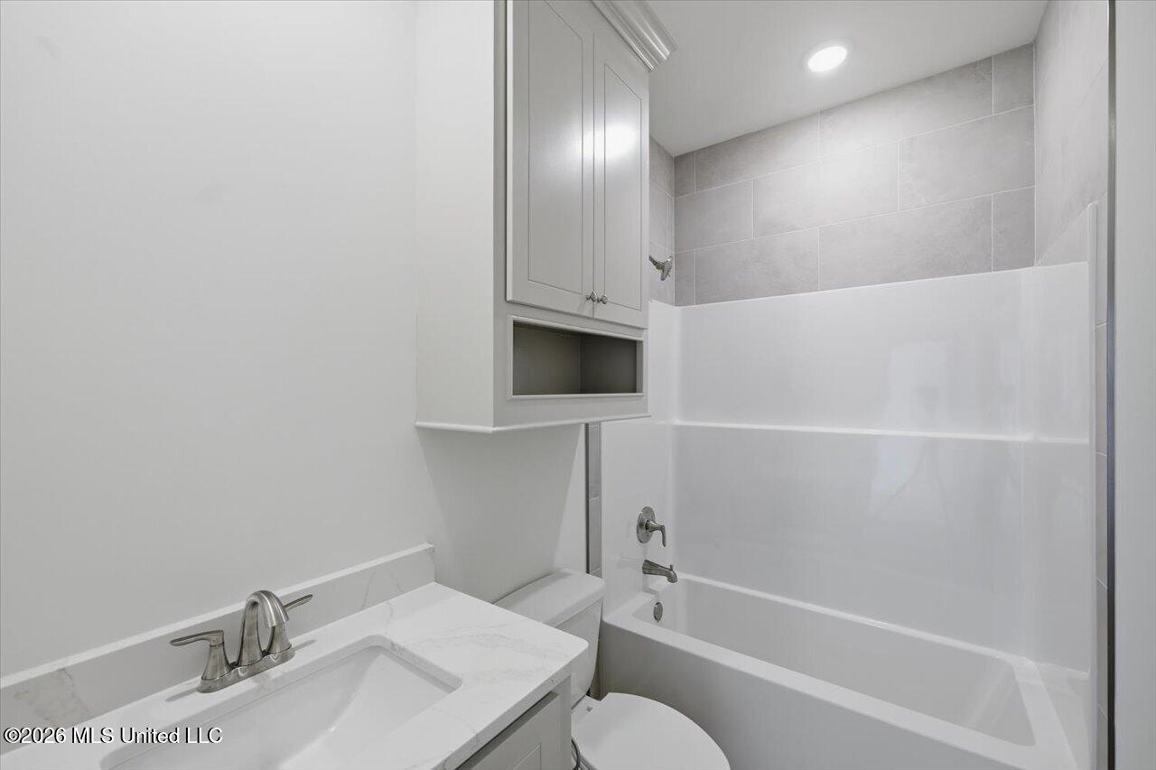 218 Anderson Oaks Drive Property Photo 37