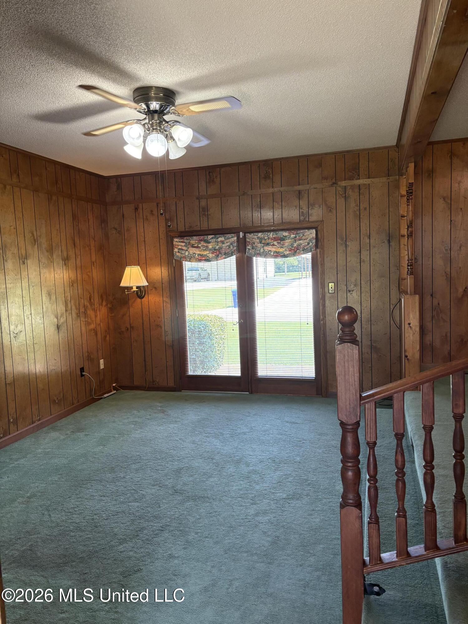 458 Maple Street Property Photo 4