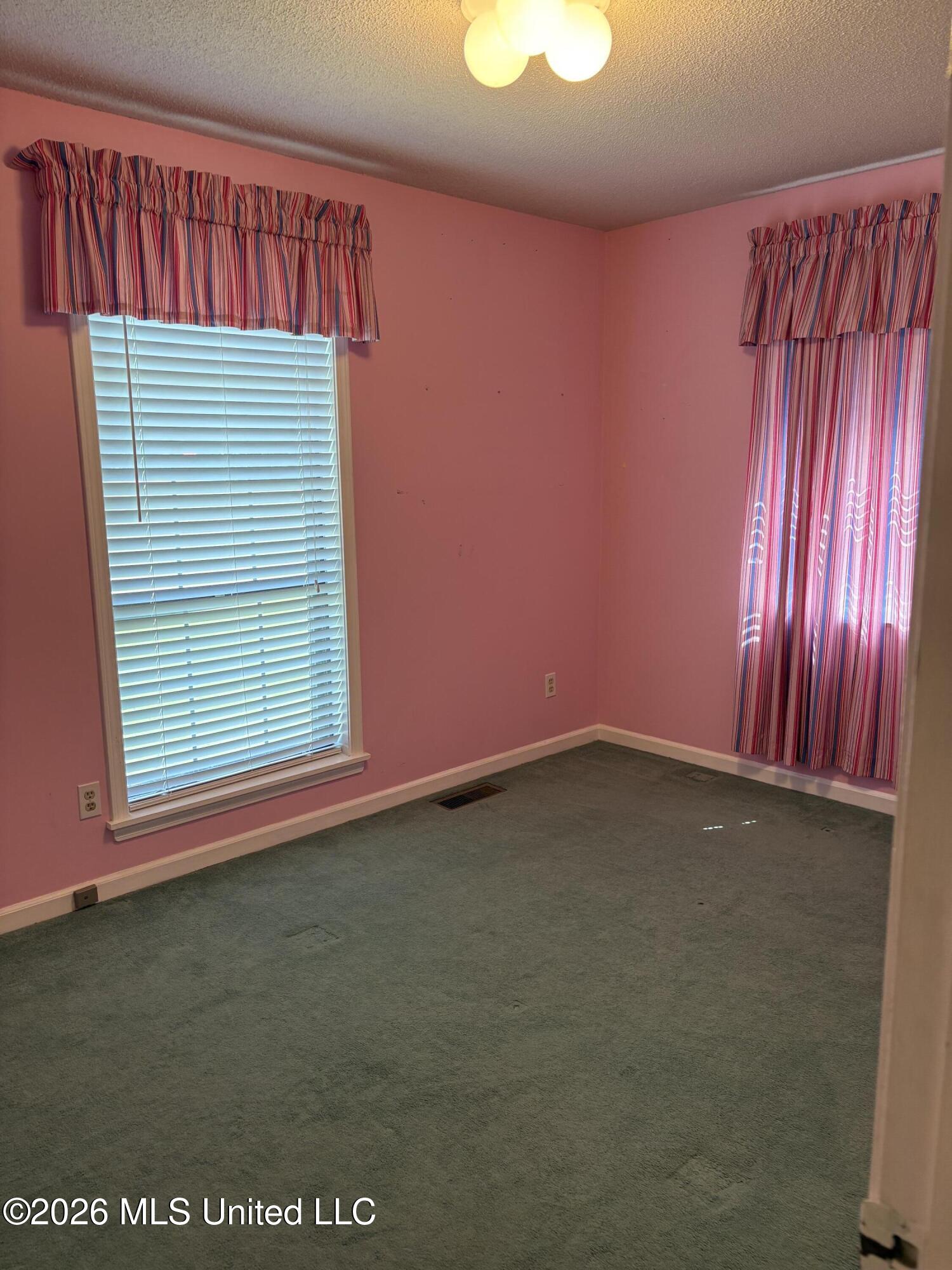 458 Maple Street Property Photo 11