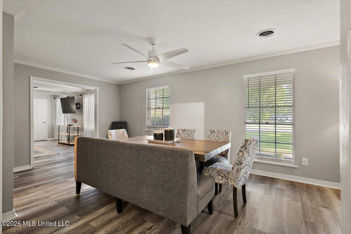 1204 Deerfield Lane Property Photo 6