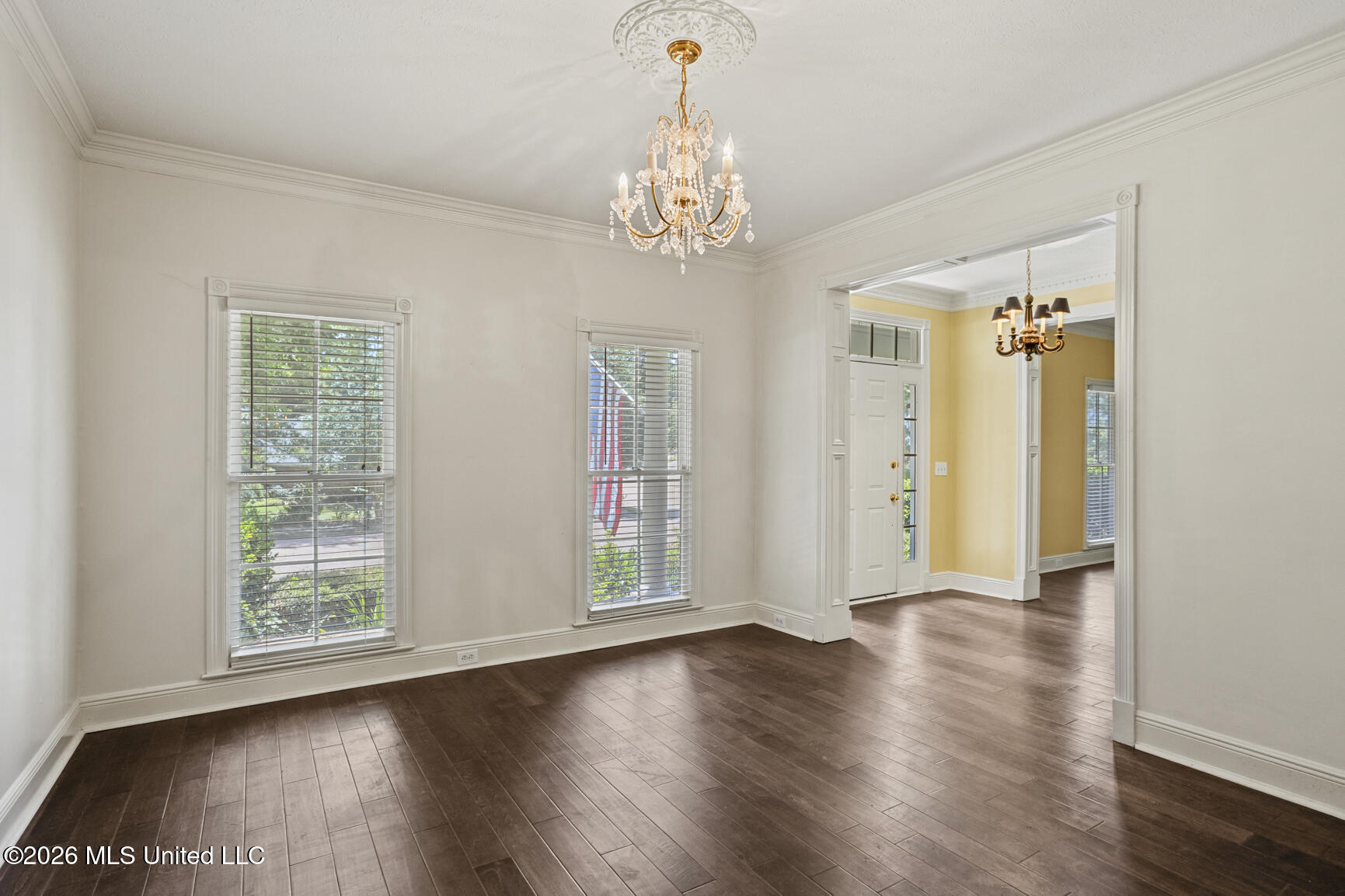 614 Kinsington Court Property Photo 7