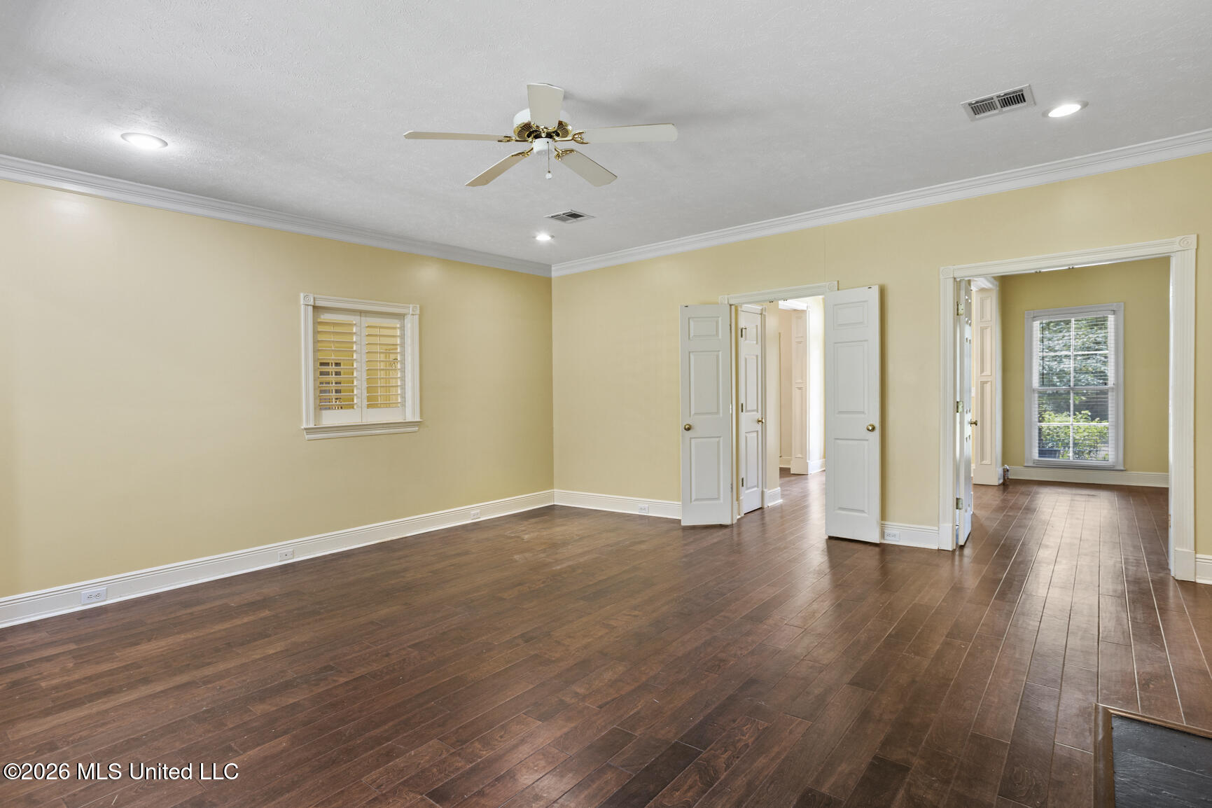 614 Kinsington Court Property Photo 11