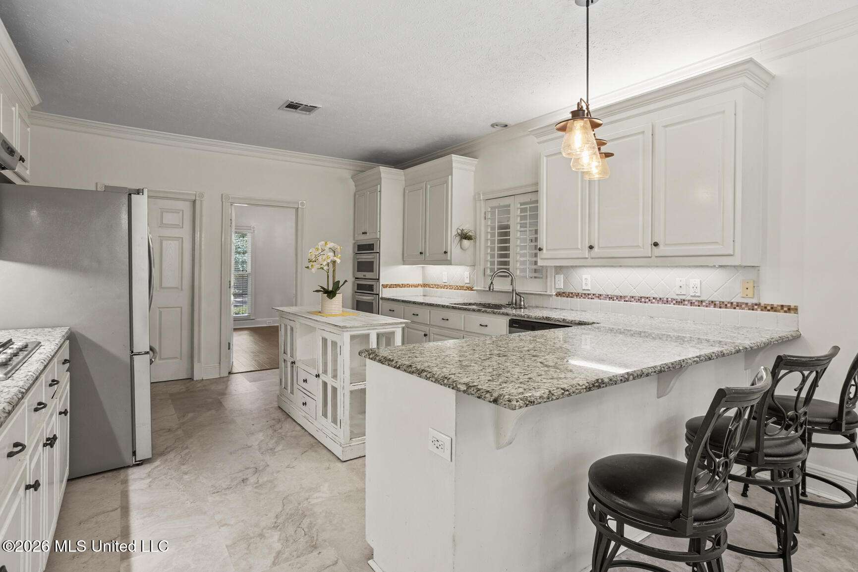 614 Kinsington Court Property Photo 15