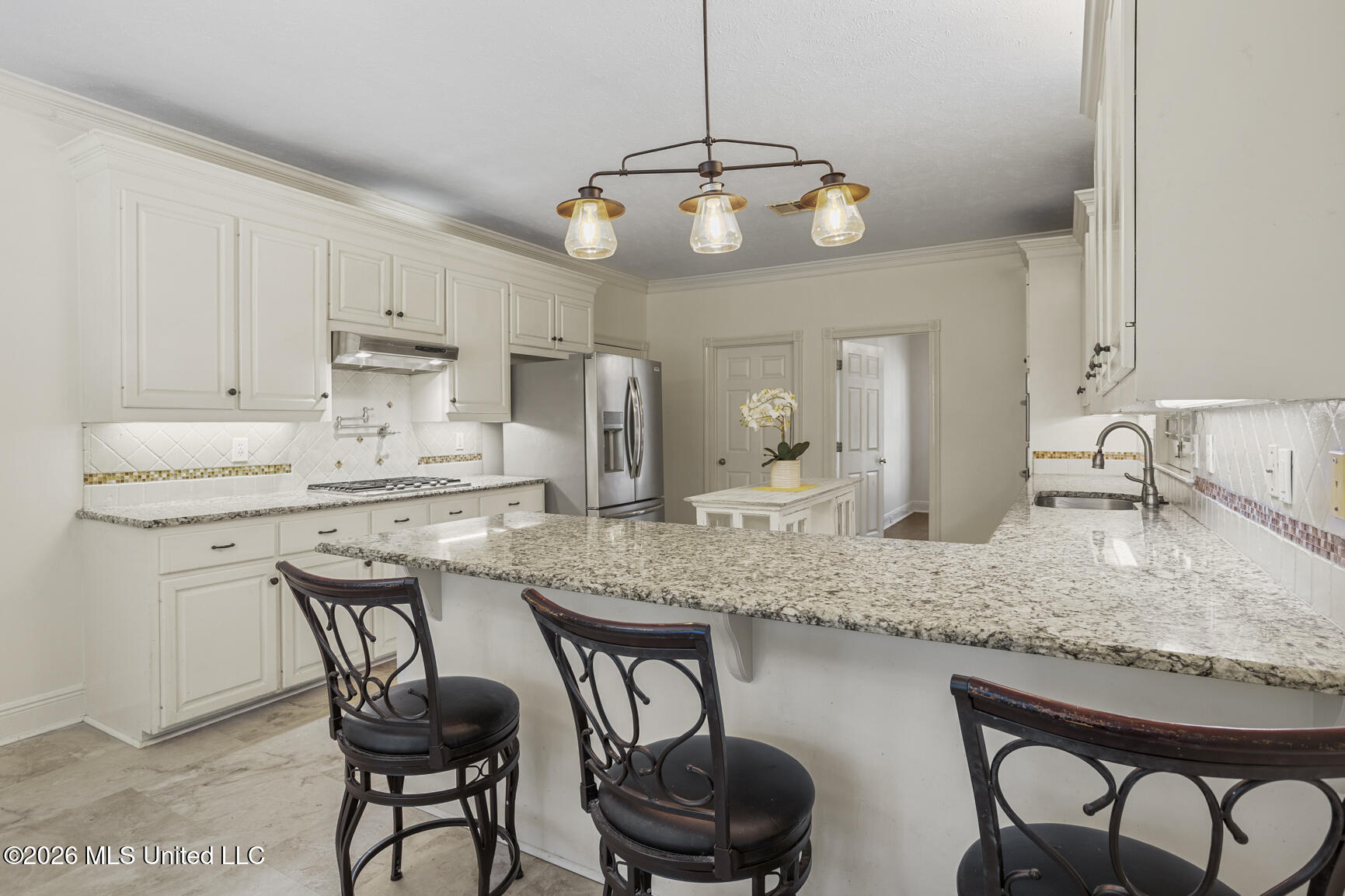 614 Kinsington Court Property Photo 16