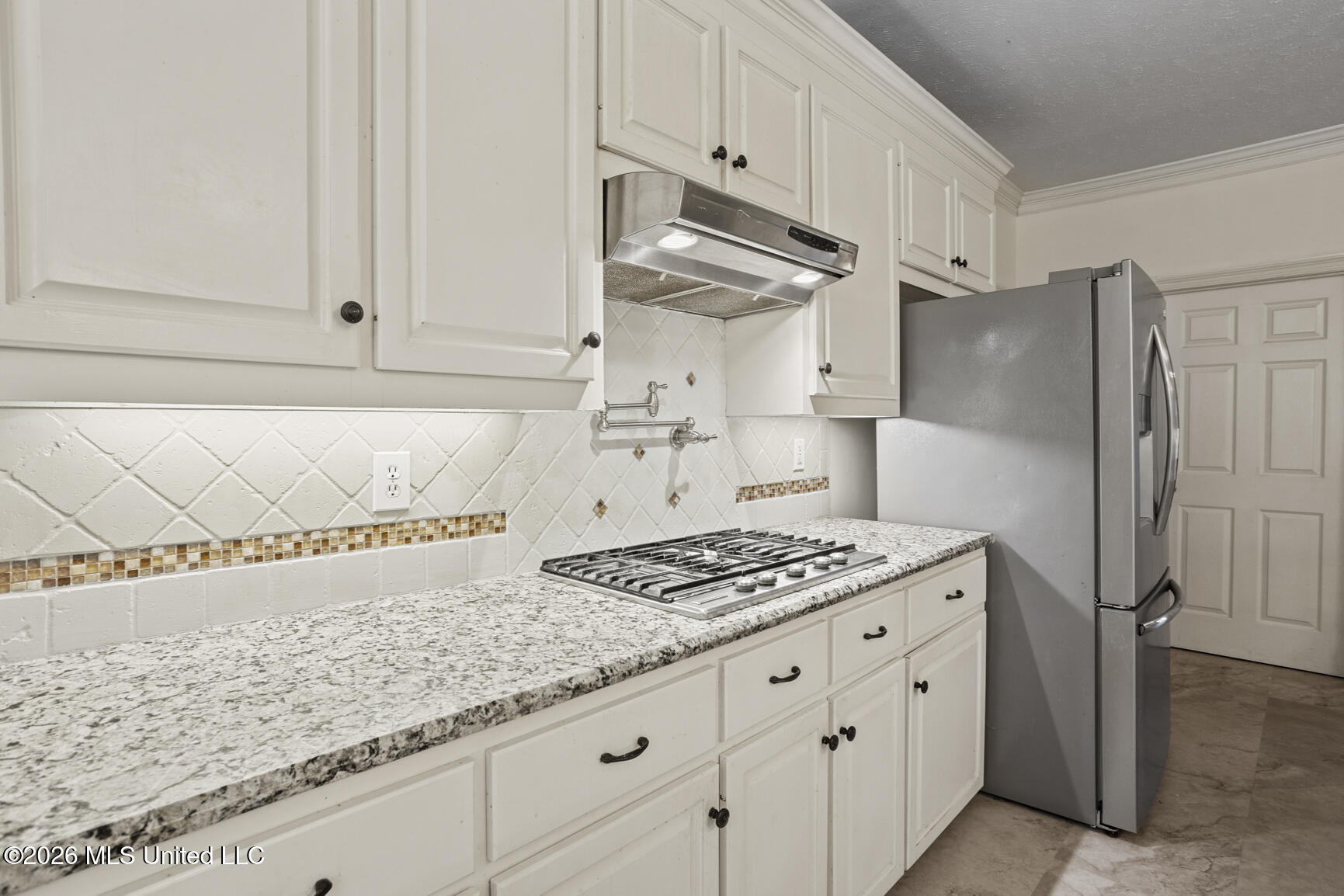 614 Kinsington Court Property Photo 18