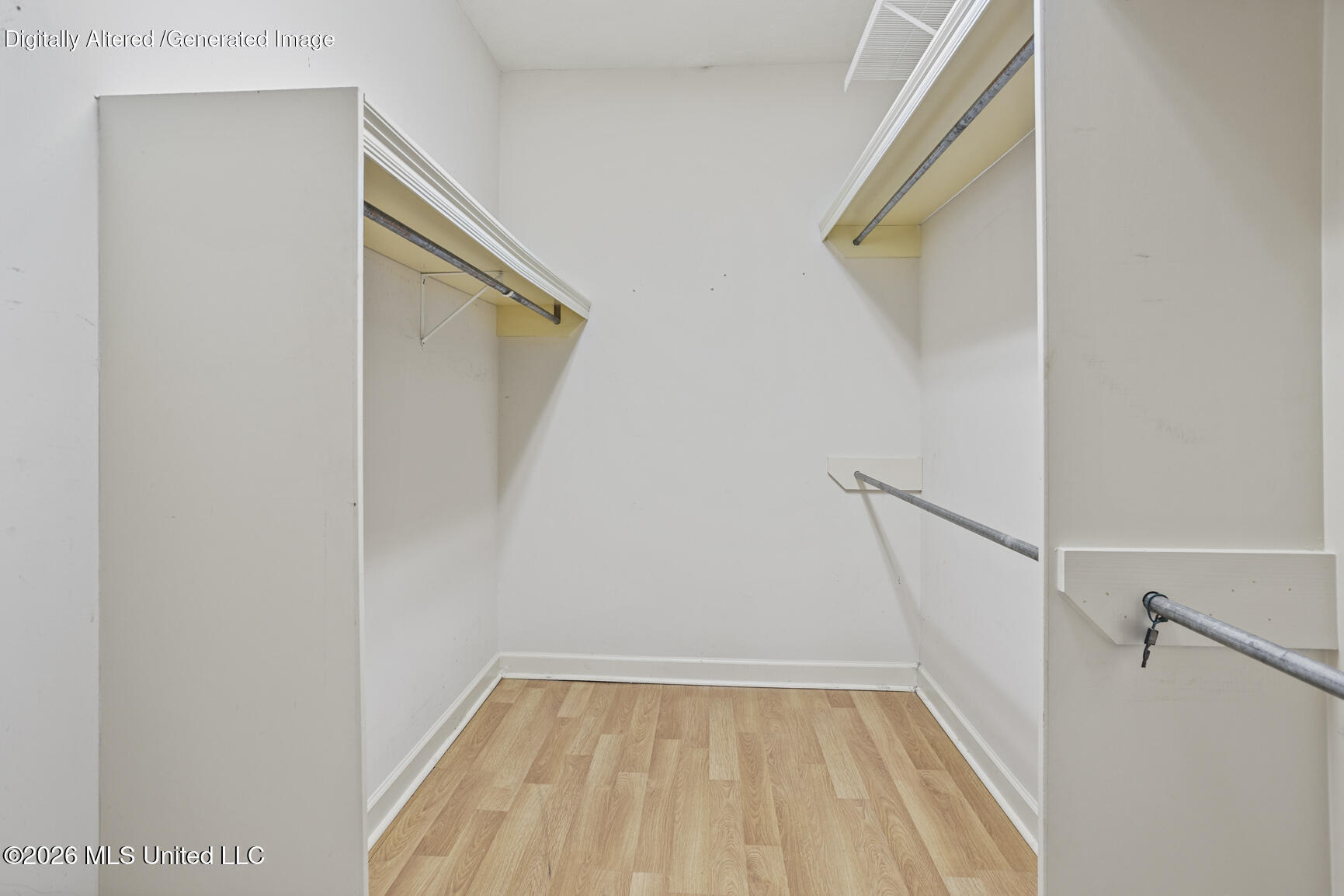 614 Kinsington Court Property Photo 27
