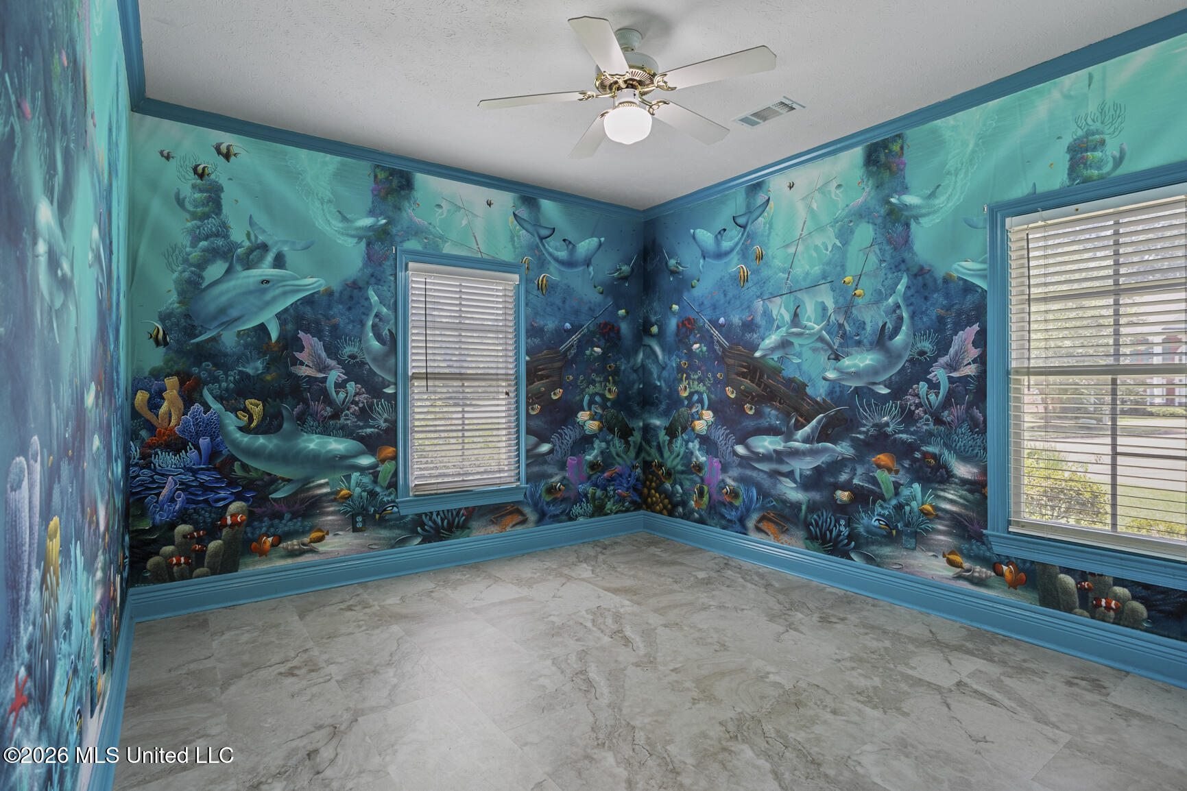 614 Kinsington Court Property Photo 34