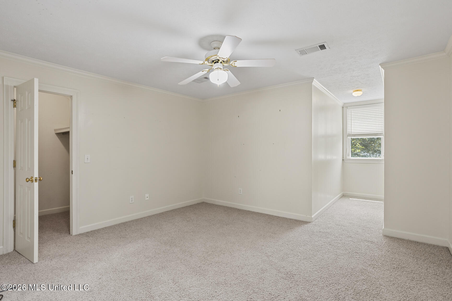 614 Kinsington Court Property Photo 37