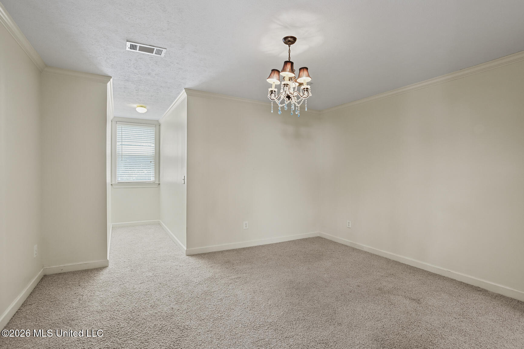 614 Kinsington Court Property Photo 38