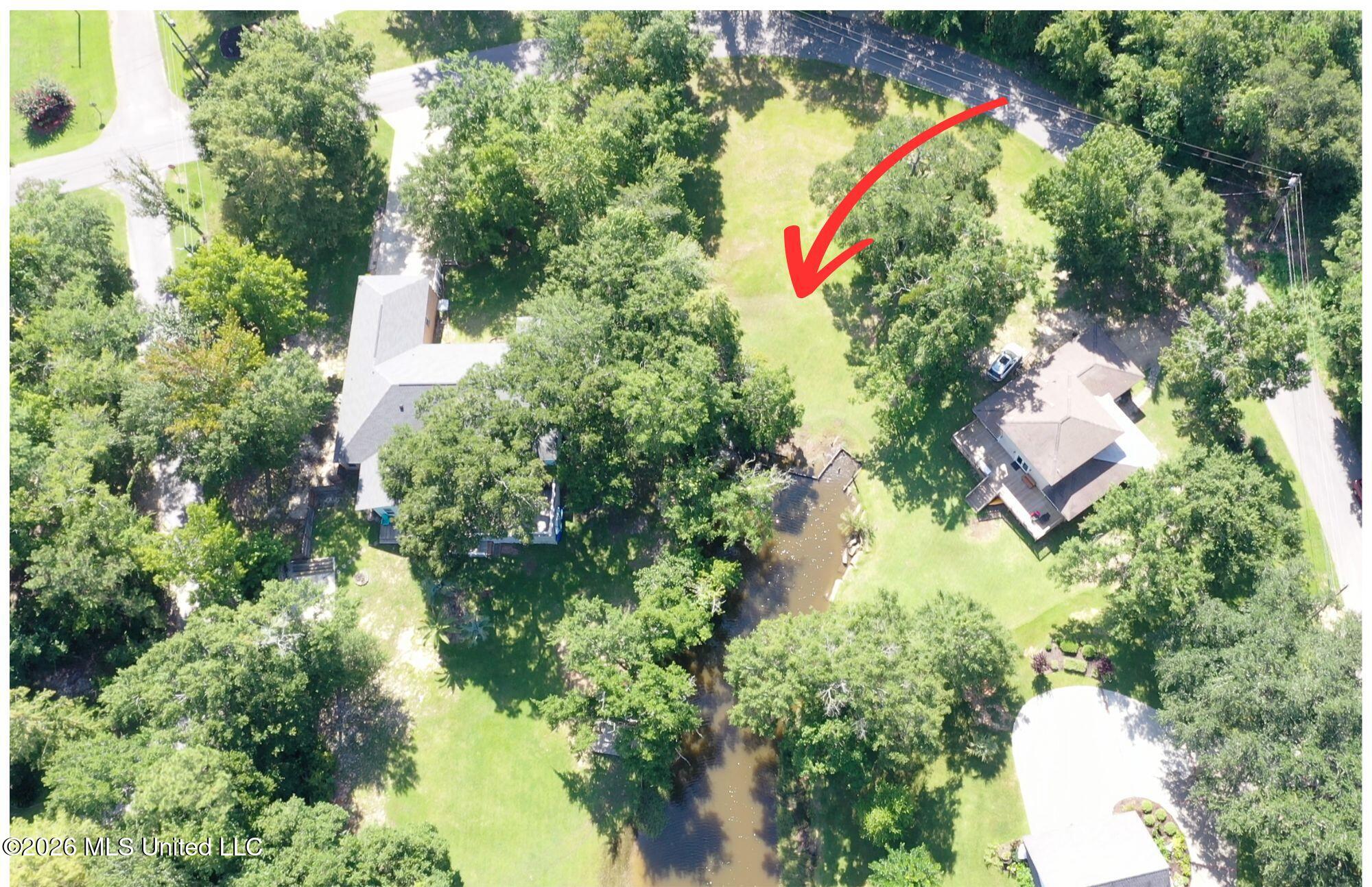 3033 Magnolia Lane Property Photo 5